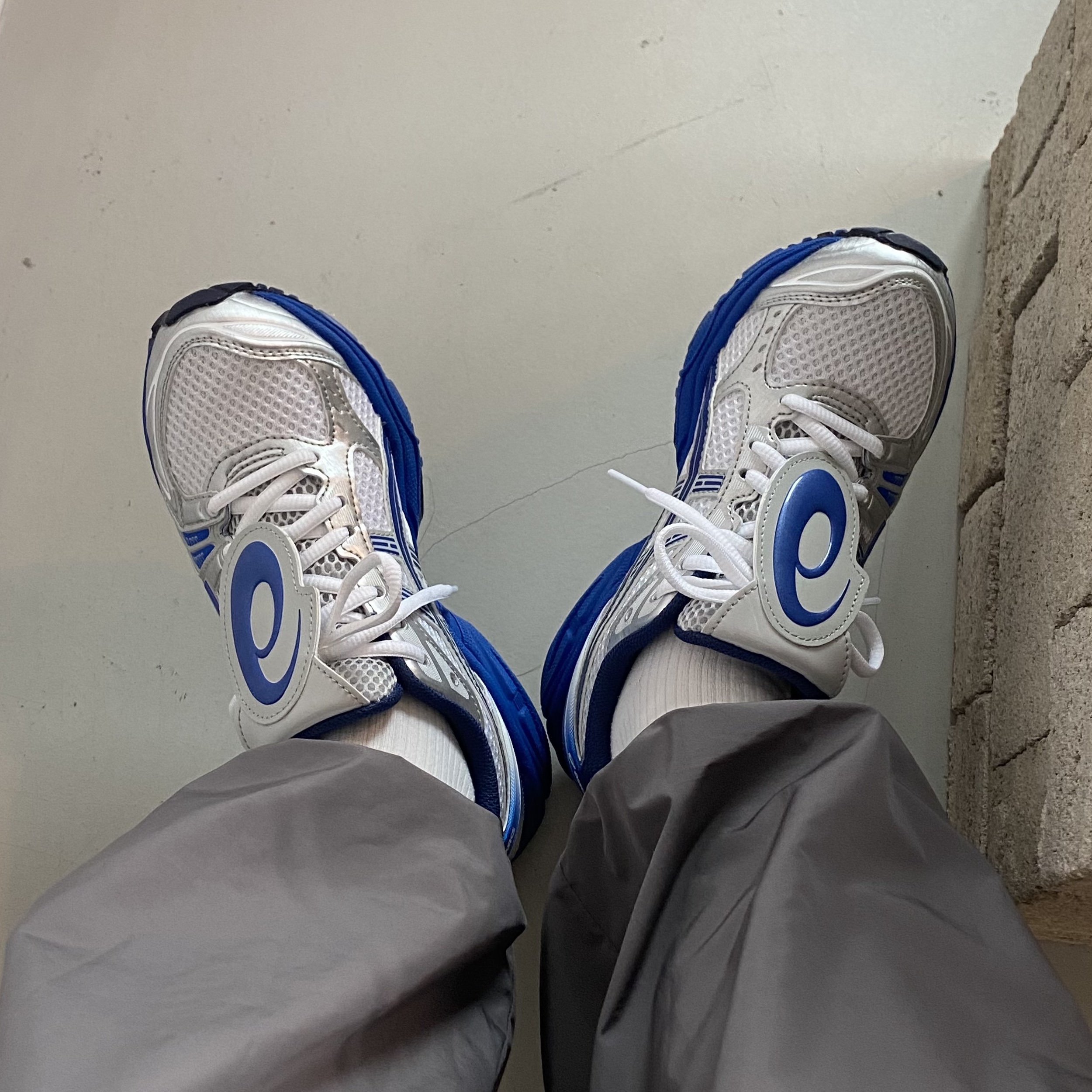 Asics x The Museum Visitor Gel-Kayano 14 Polar Shade Illusion Blue 착용 스타일