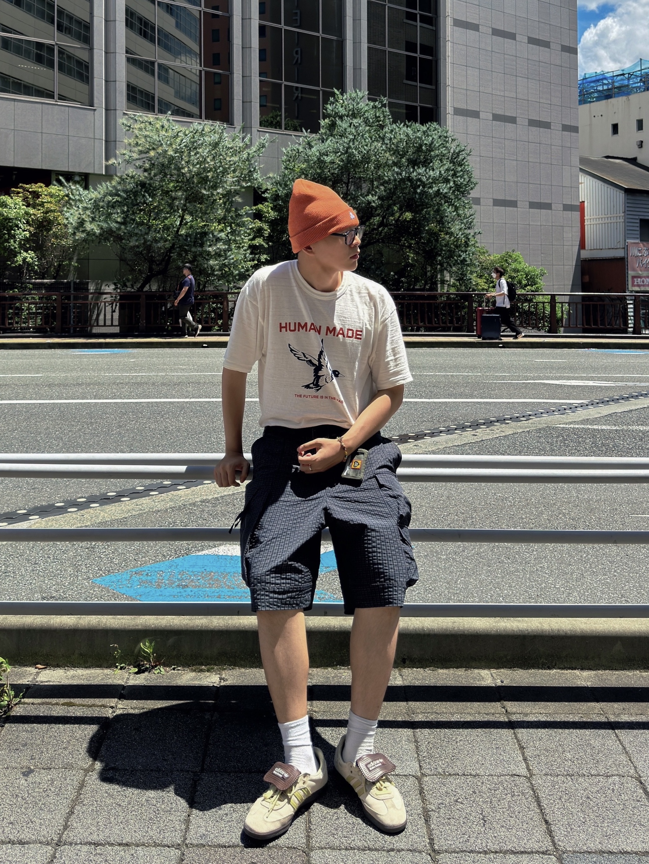 Adidas x Wales Bonner Samba Brown Ecru Tint, Human Made Graphic T-Shirt #19 White 착용 스타일 - 1