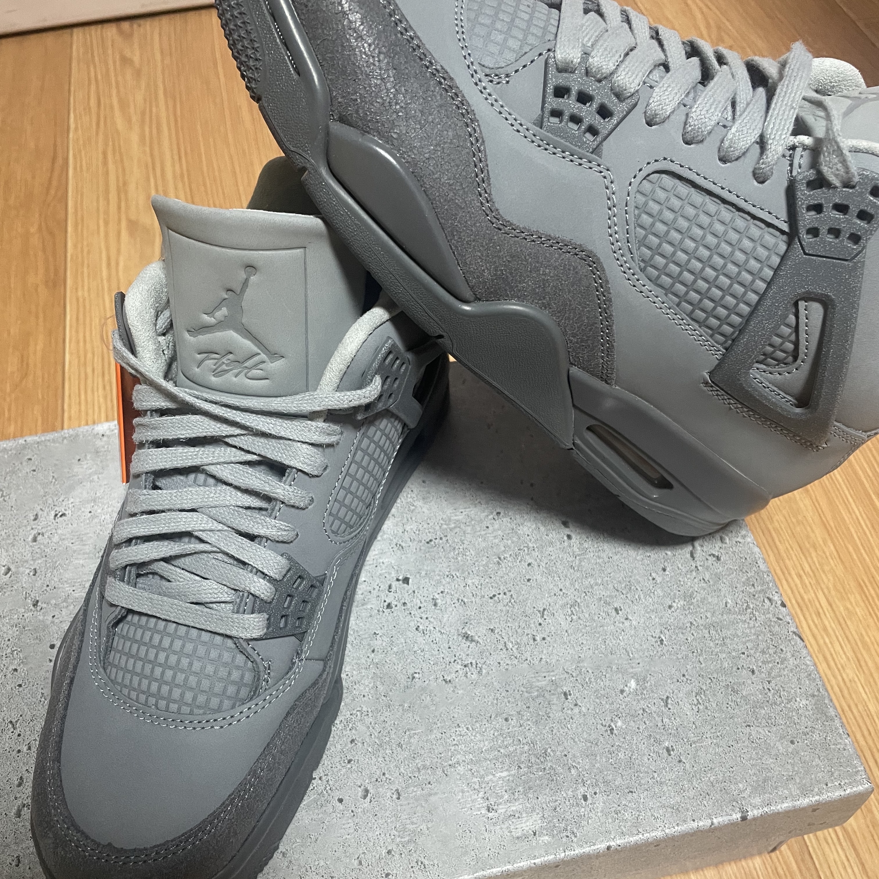 Jordan 4 Retro SE Wet Cement 착용 스타일