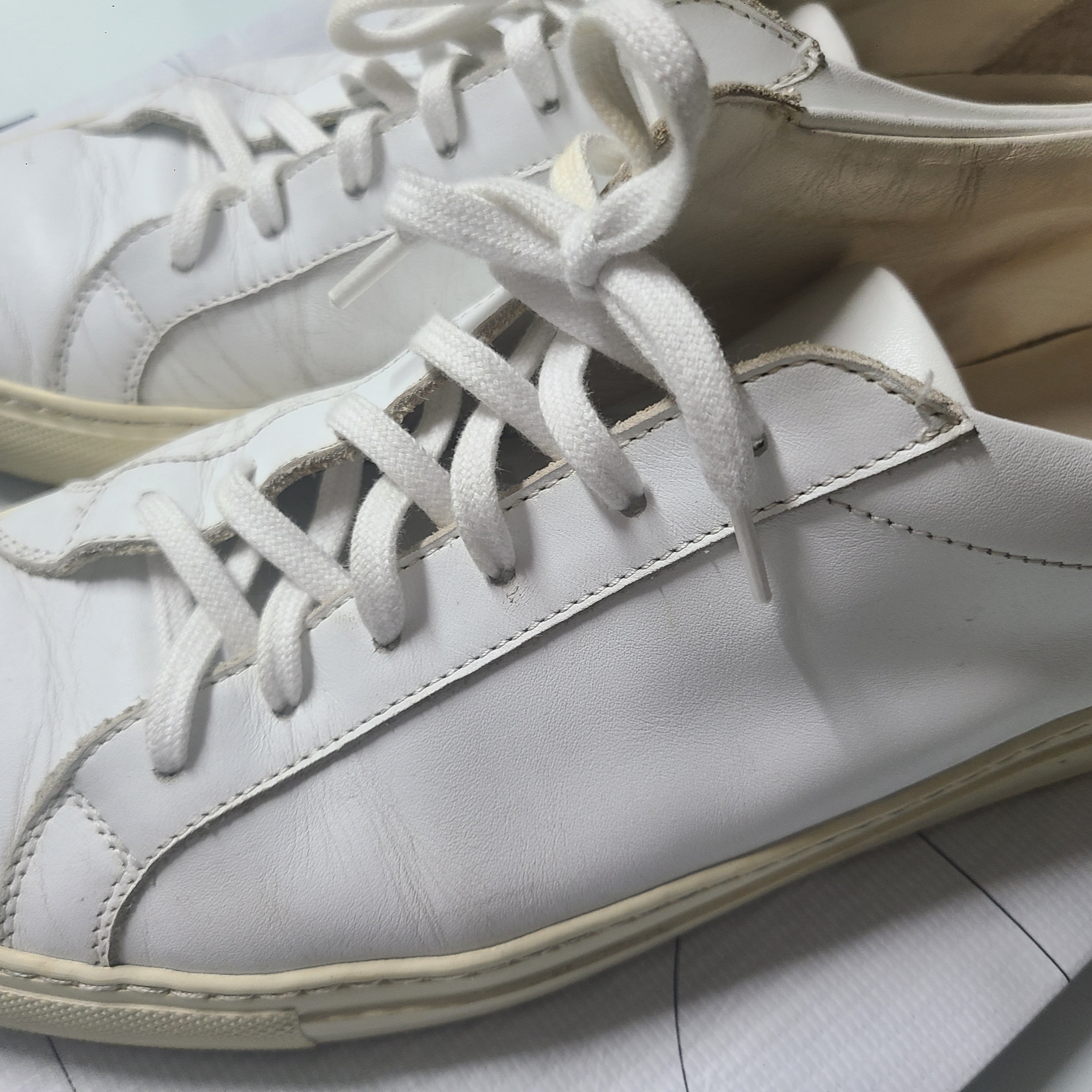 Common Projects Original Achilles Low White 착용 스타일