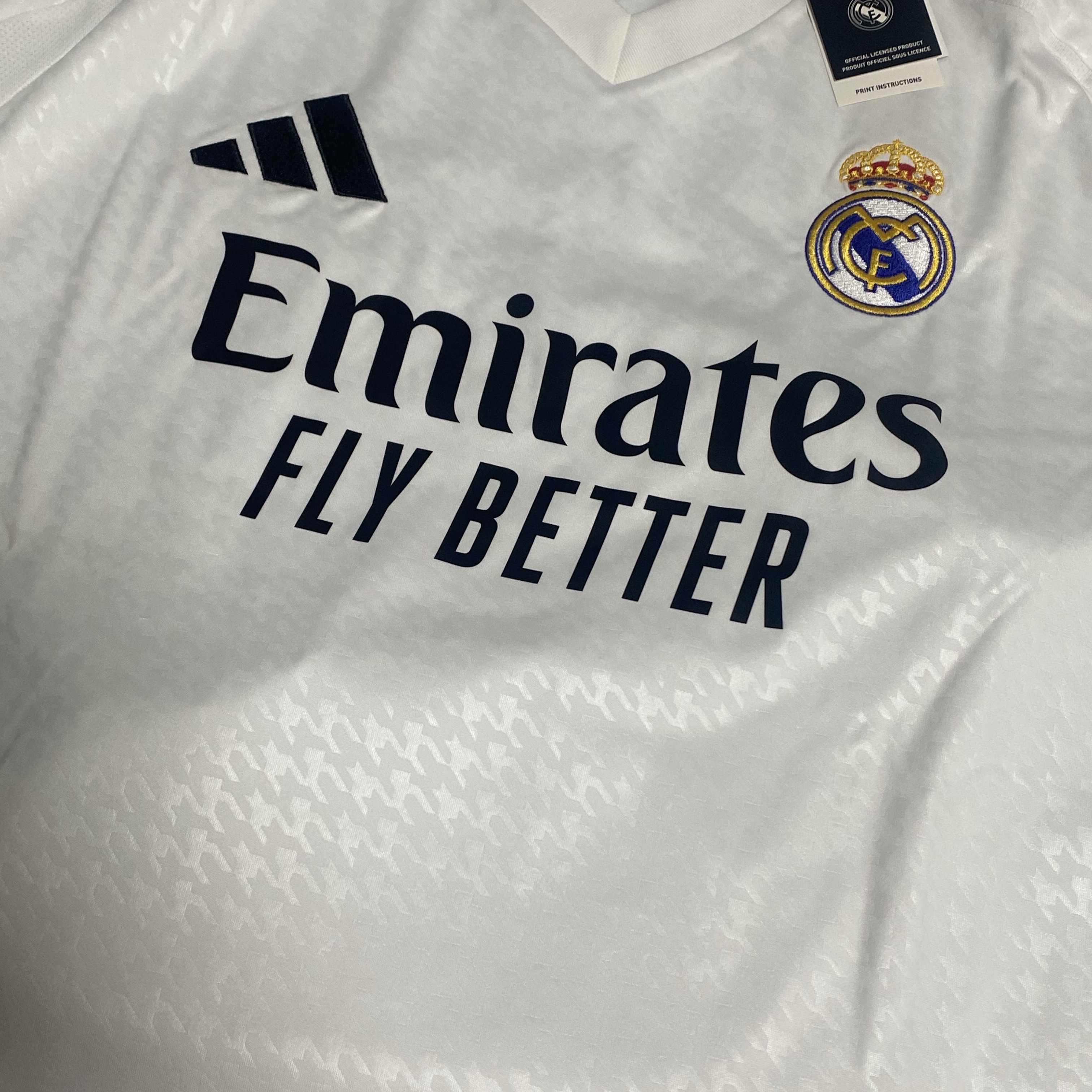 Adidas Real Madrid 2024/25 Home Jersey White - KR Sizing (Non Marking Ver.) 착용 스타일 - 4