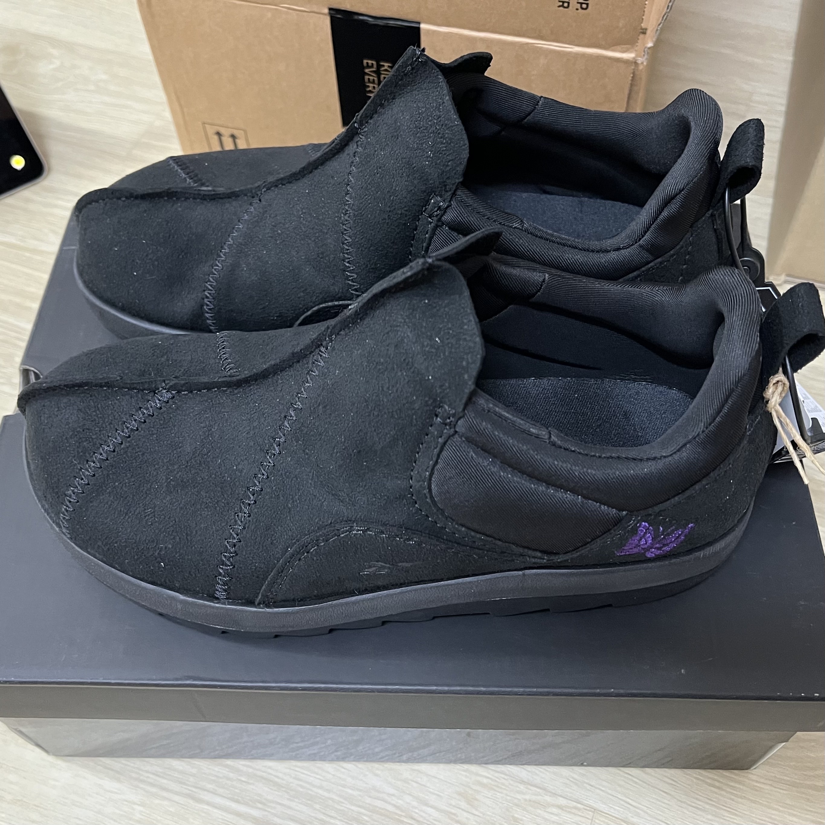 Reebok x Needles Beatnik Moc Core Black Extreme Purple 착용 스타일
