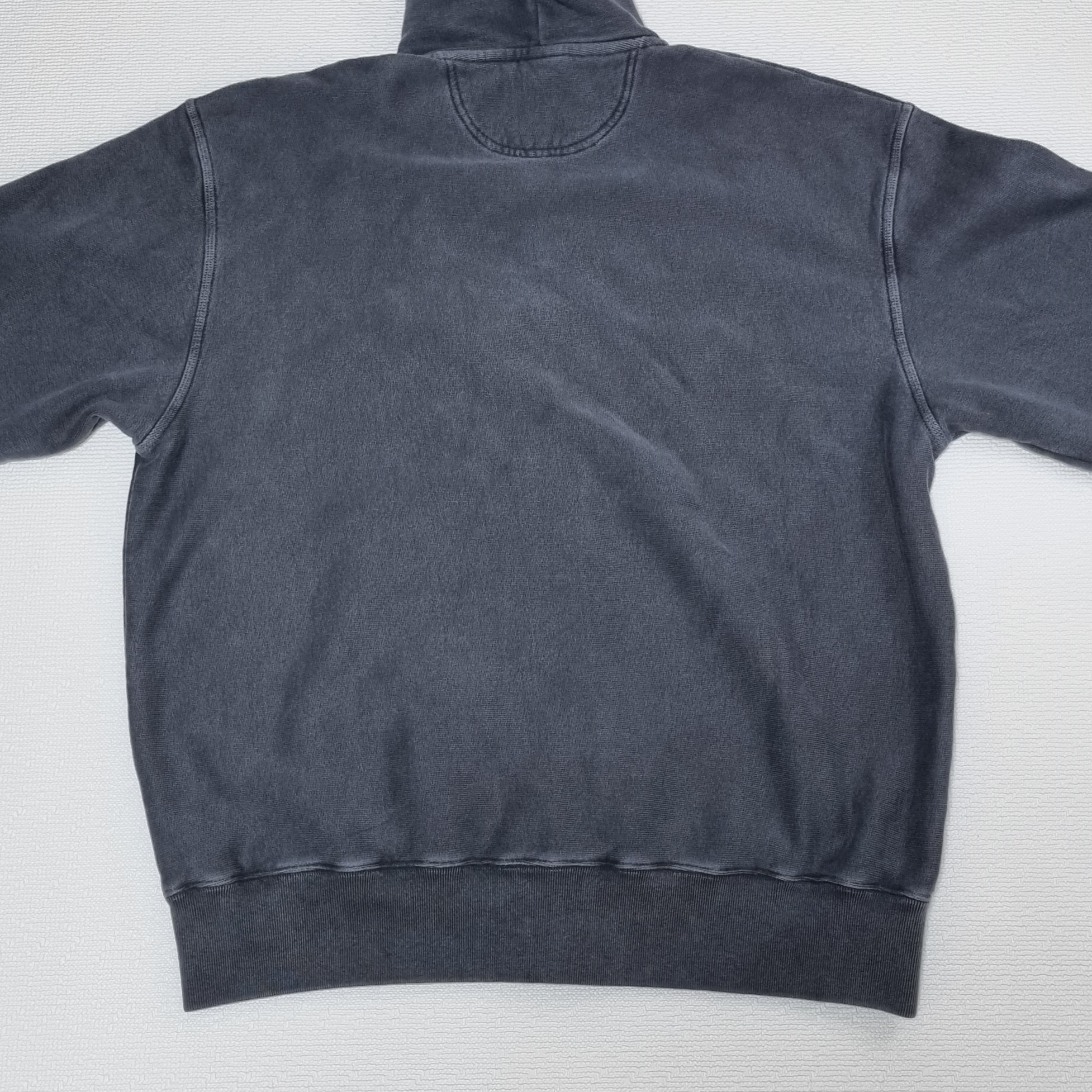 Stussy Pigment Dyed Smooth Stock Zip Hoodie Black 착용 스타일 - 2