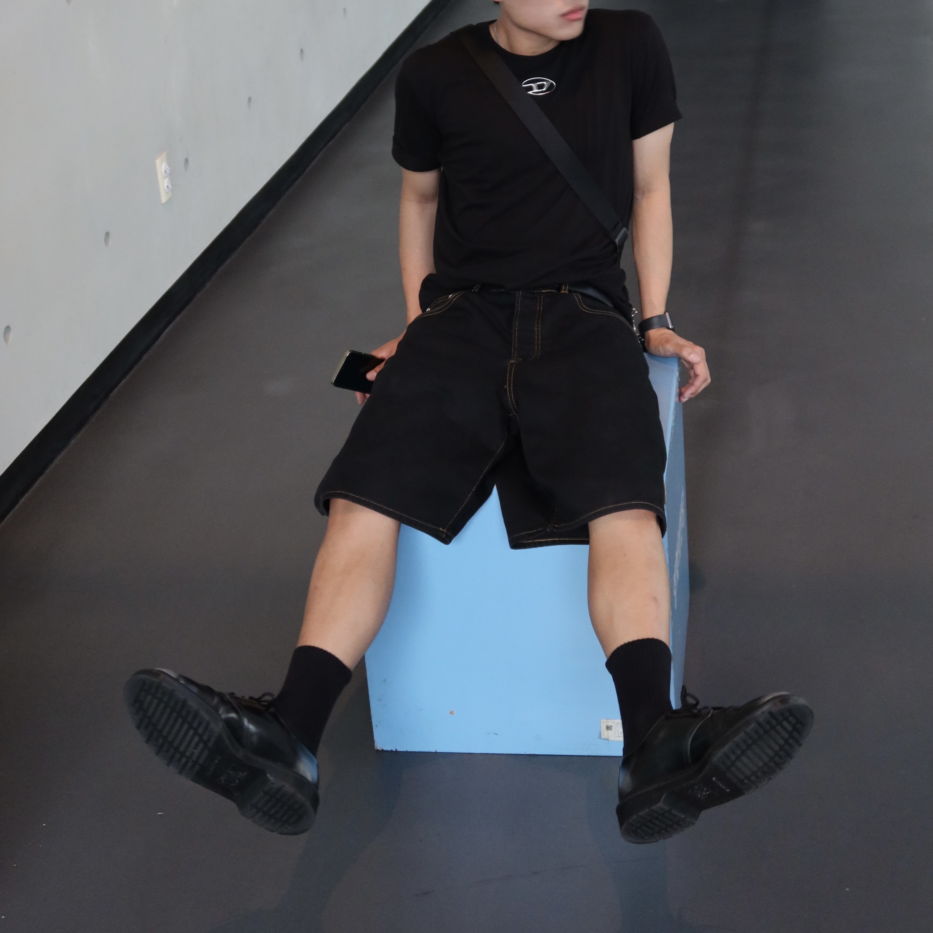 Stussy Denim Big OL' Shorts Washed Black, Diesel T-Just-Od T-shirt Black 착용 스타일