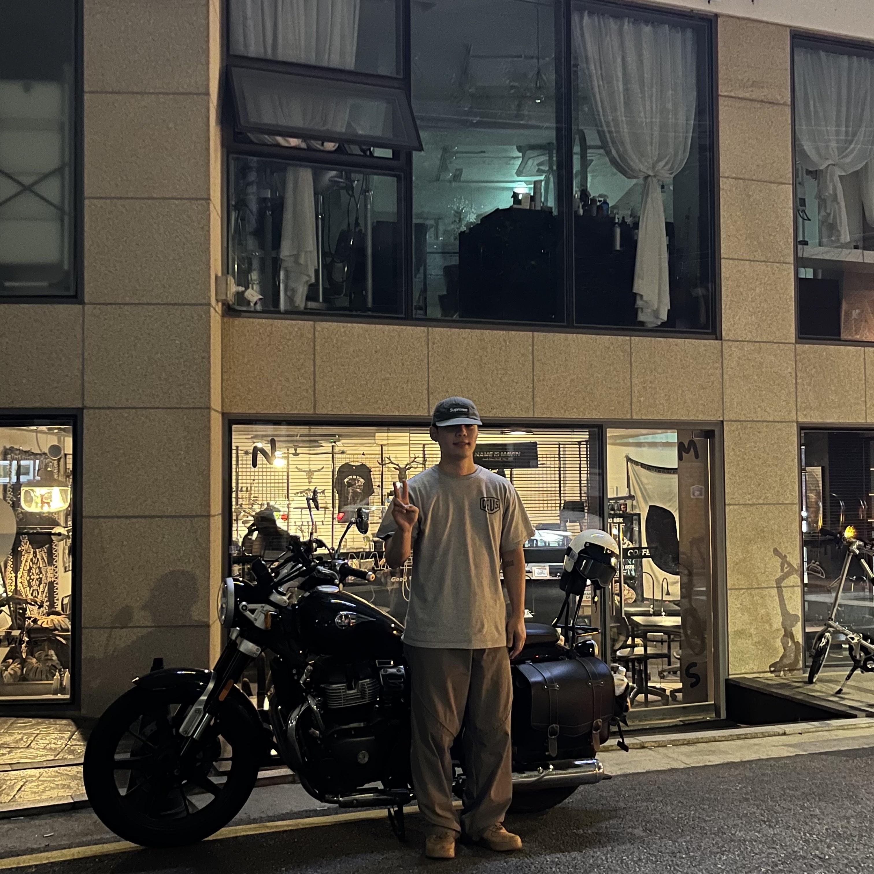 Supreme Waxed Cotton Camp Cap Olive - 23FW, Deus Ex Machina Seoul Address T-Shirt Grey Marle 착용 스타일