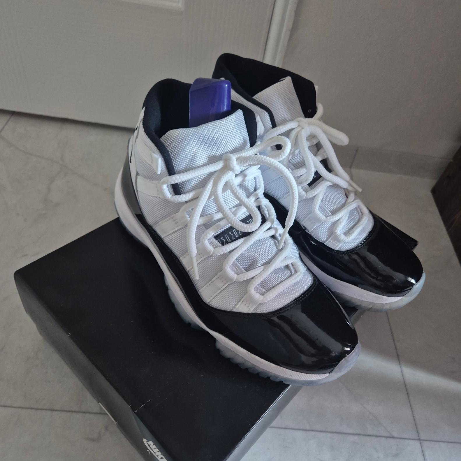Jordan 11 Retro Concord 2018 착용 스타일 - 2