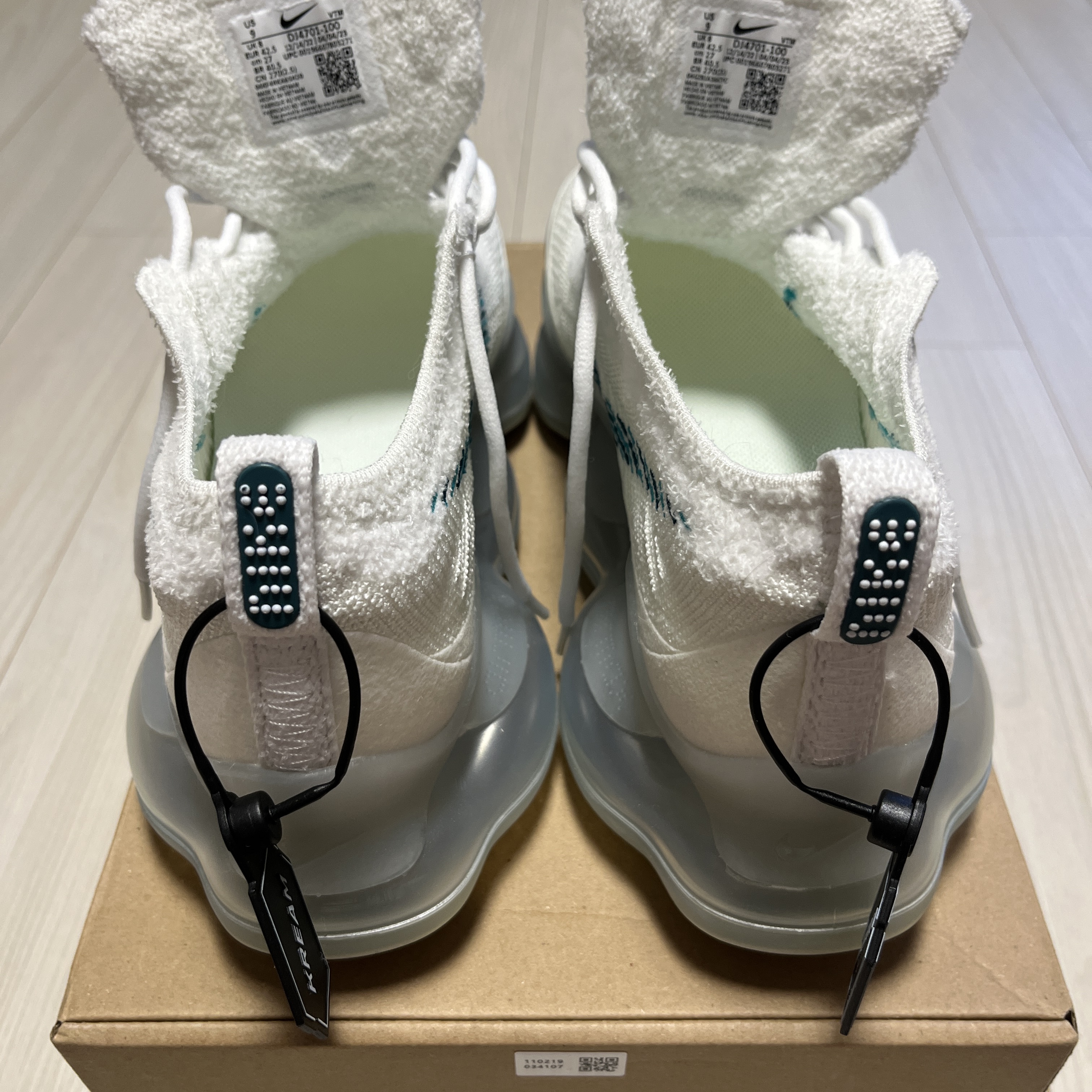 Nike Air Max Scorpion Flyknit White Geod Teal 착용 스타일 - 3
