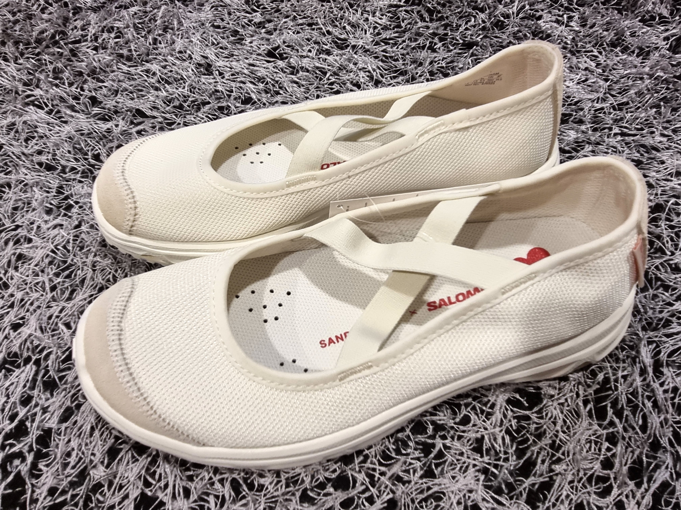 Salomon x Sandy Liang RX Marie Jeanne Vanilla Ice 착용 스타일 - 1