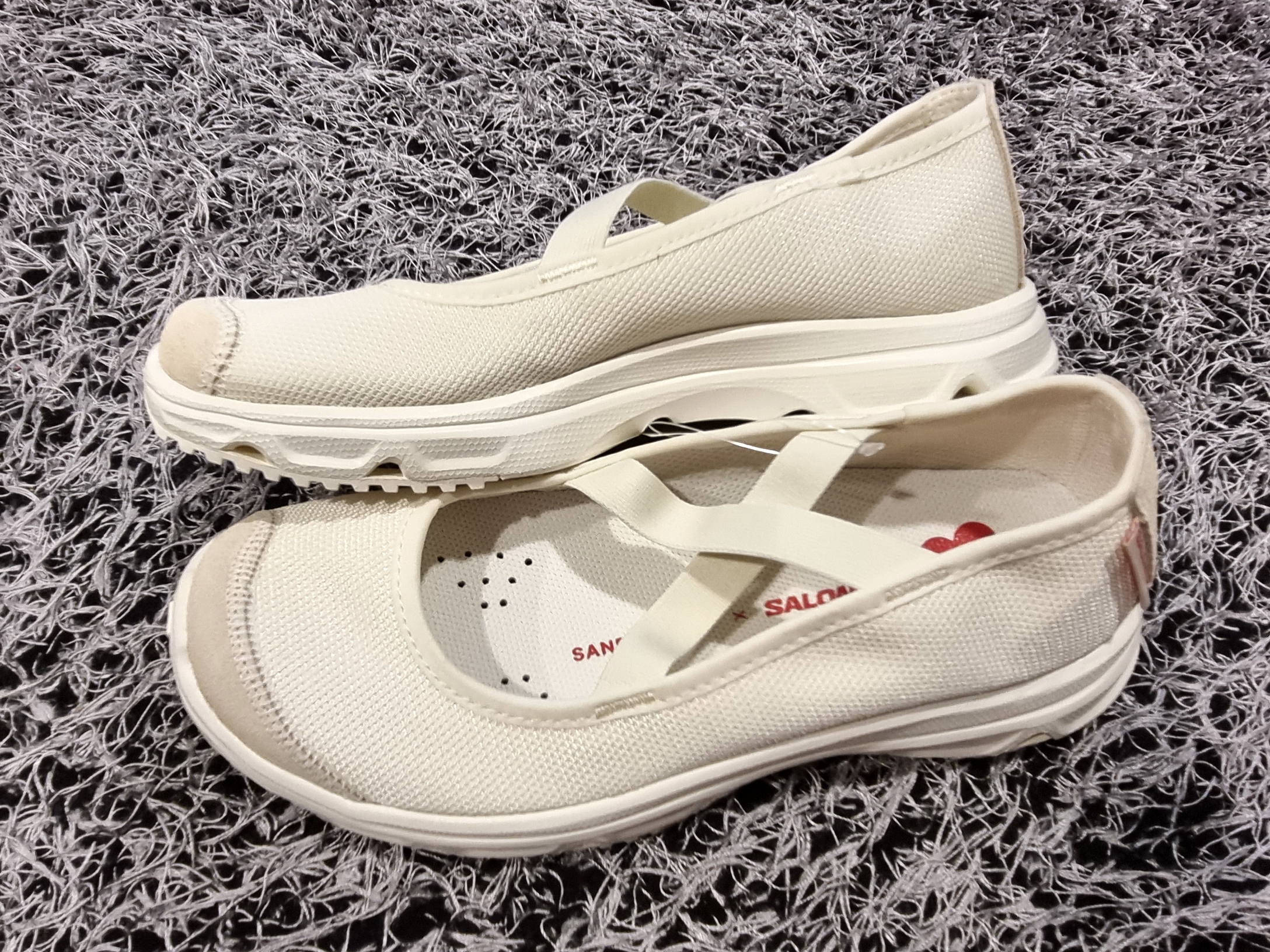 Salomon x Sandy Liang RX Marie Jeanne Vanilla Ice 착용 스타일 - 2