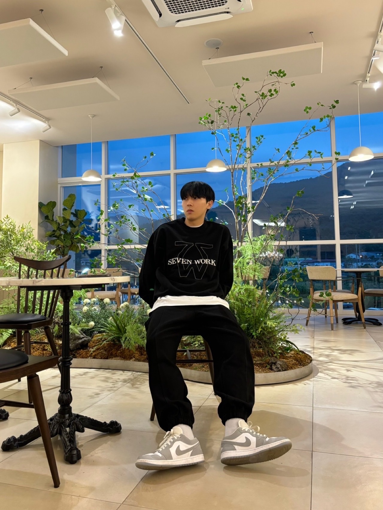 (W) Jordan 1 Low White Wolf Grey 착용 스타일 - 3