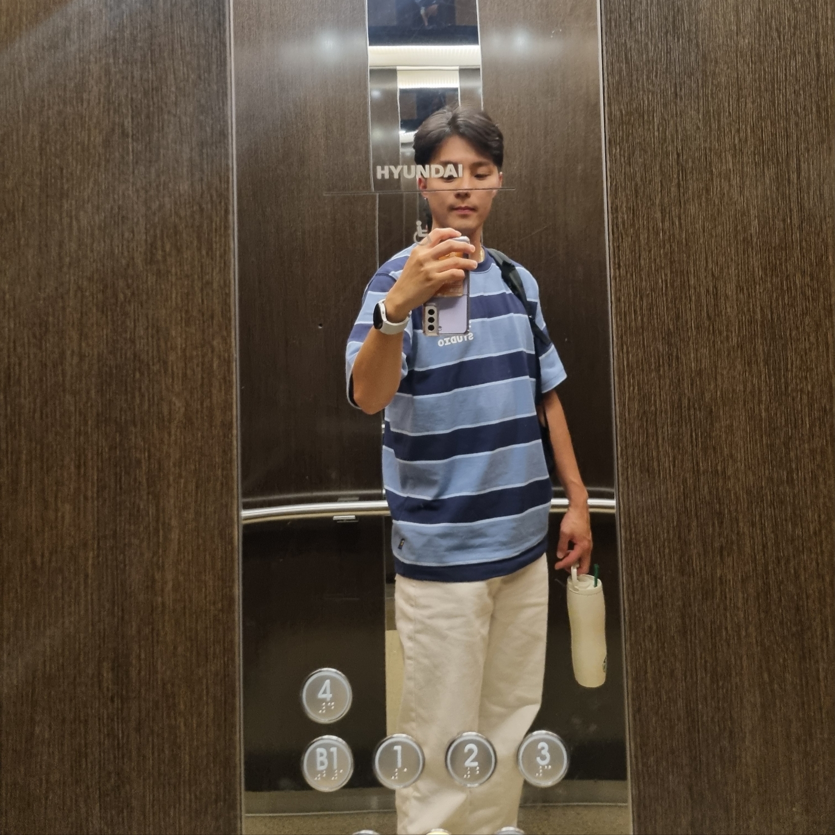IAB Studio Striped T-Shirt Blue White 착용 스타일