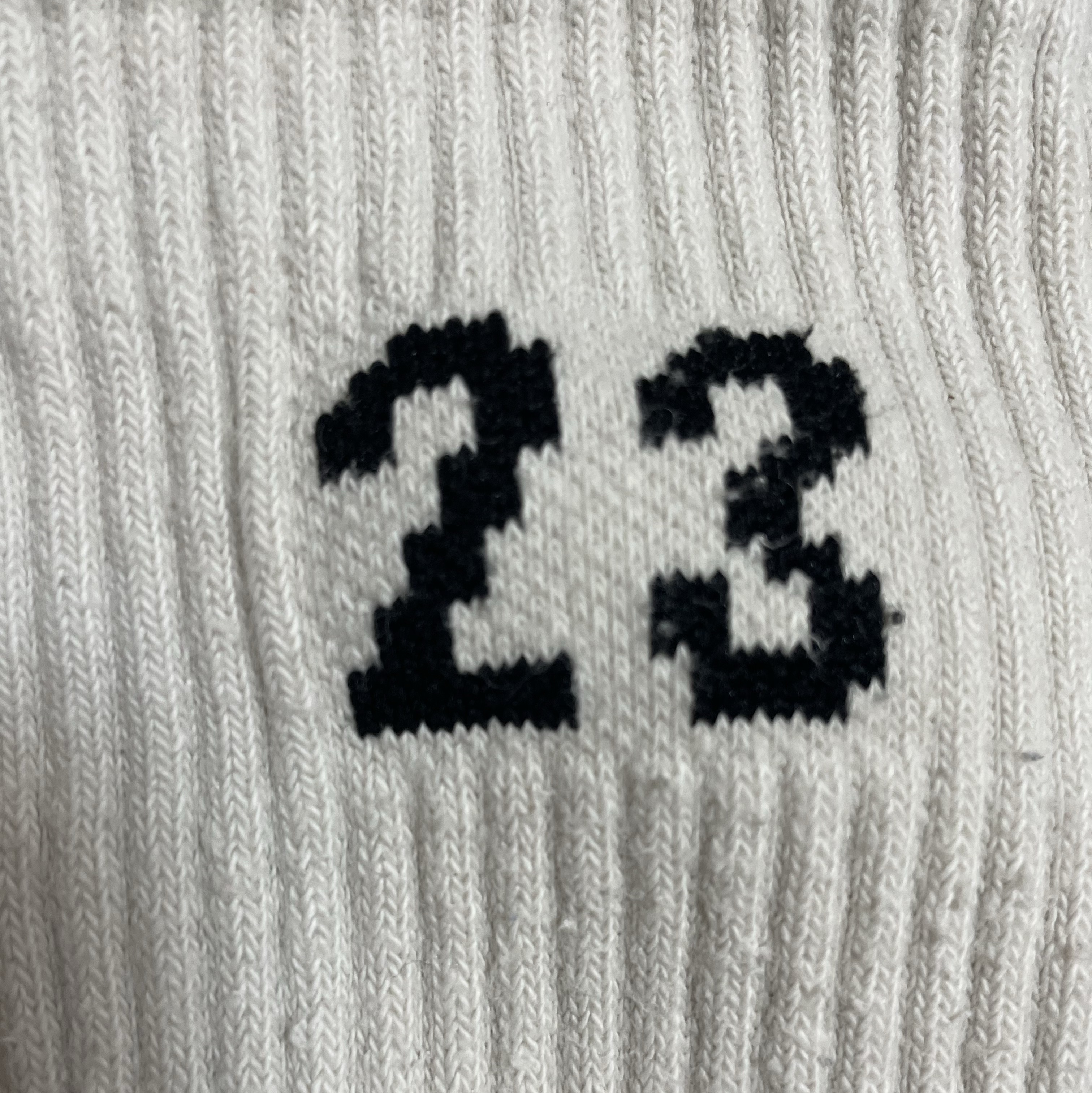 Jordan Essentials Crew Socks White (3 Pack/Korean Ver.) 착용 스타일 - 1
