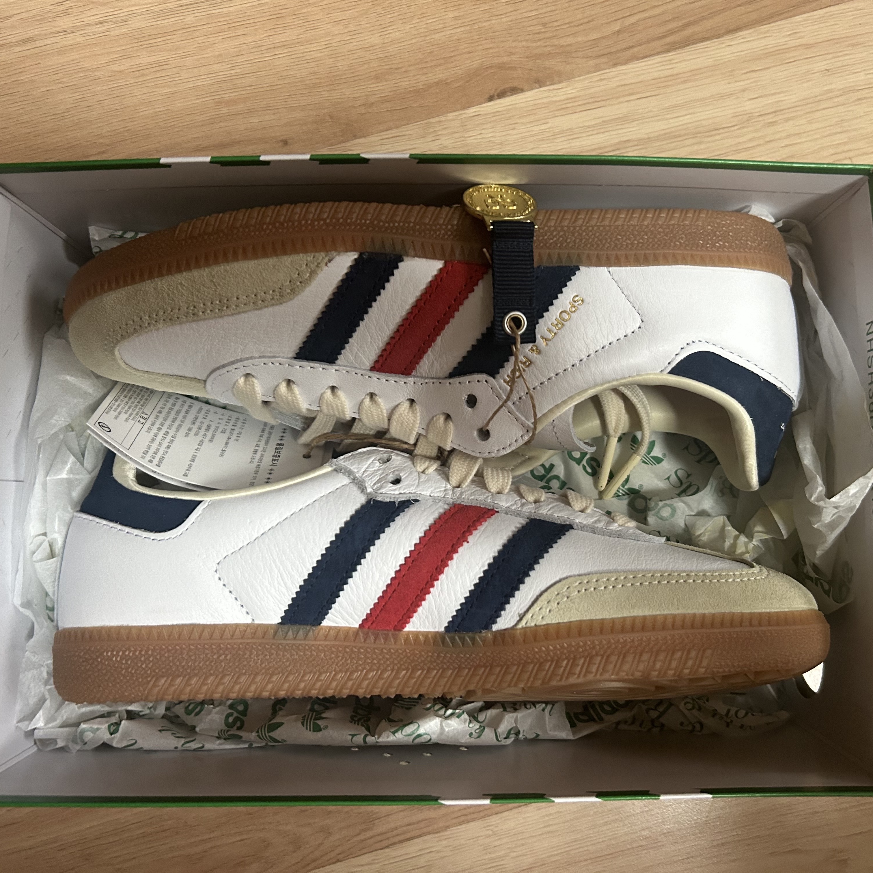 Adidas x Sporty & Rich Samba OG Cloud White Night Indigo 착용 스타일 - 5