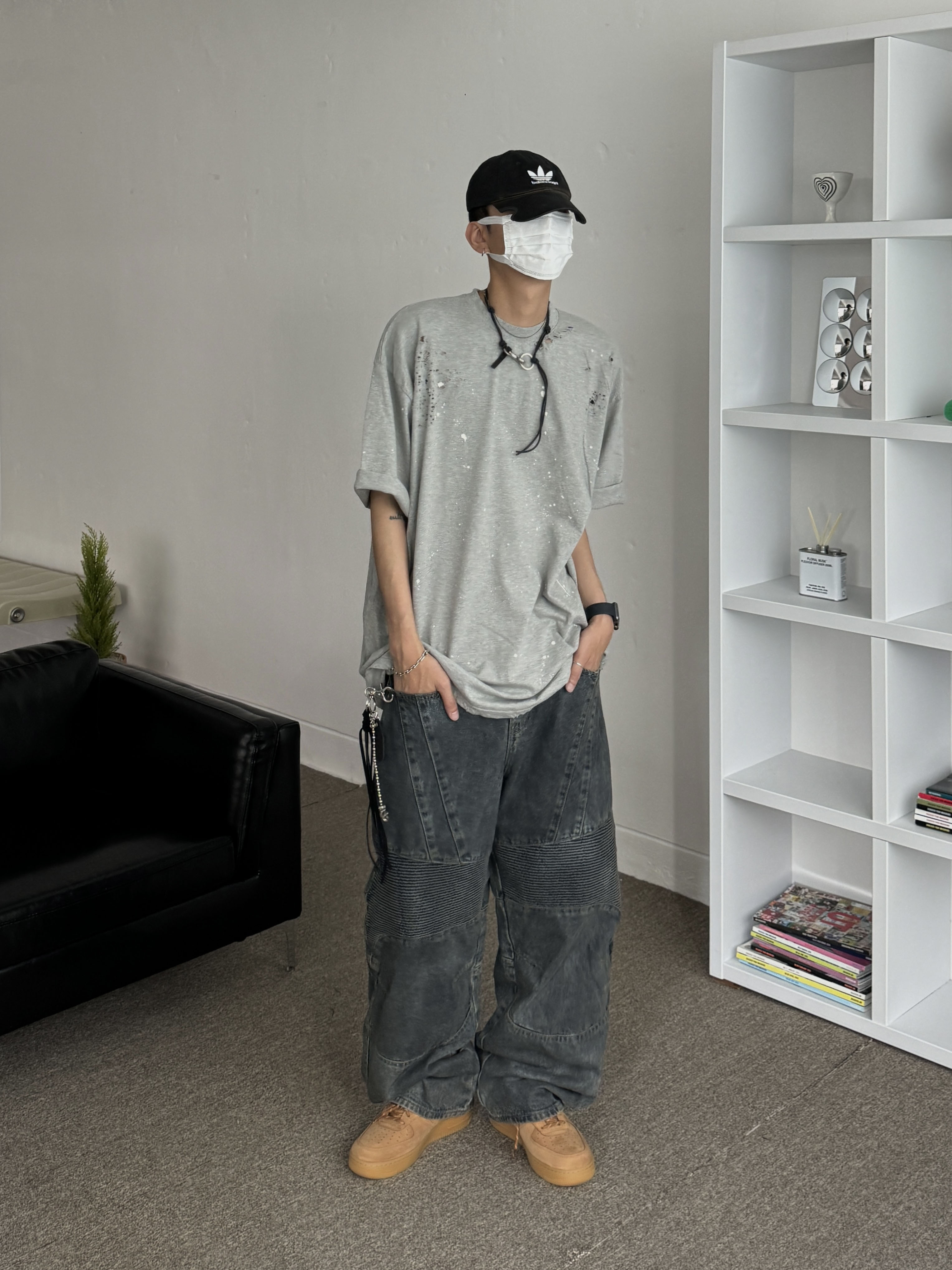Nike Air Force 1 '07 WB Flax, Our Legacy Ladon Leather Keychain Black 착용 스타일