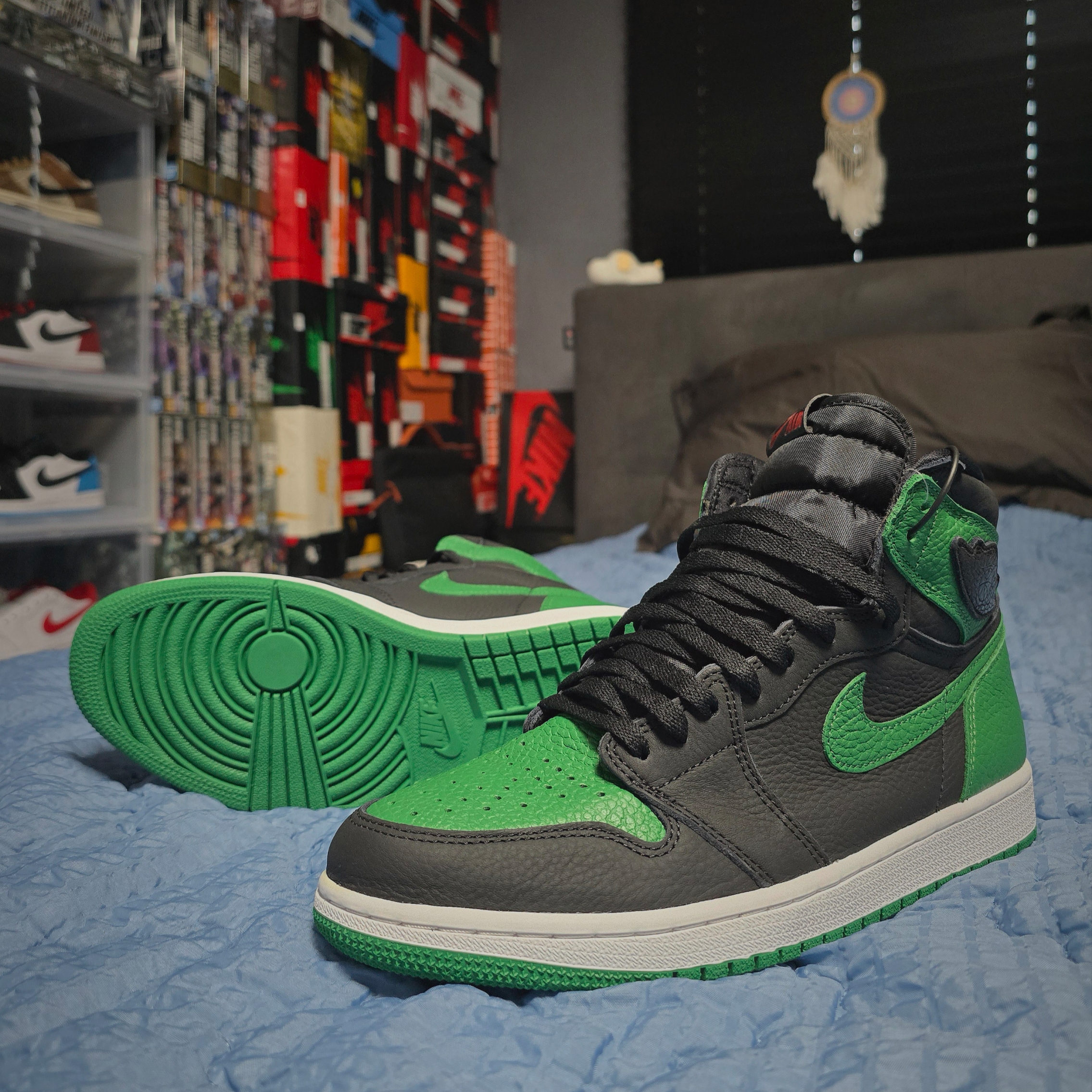 Jordan 1 Retro High OG Pine Green Black 착용 스타일 - 2