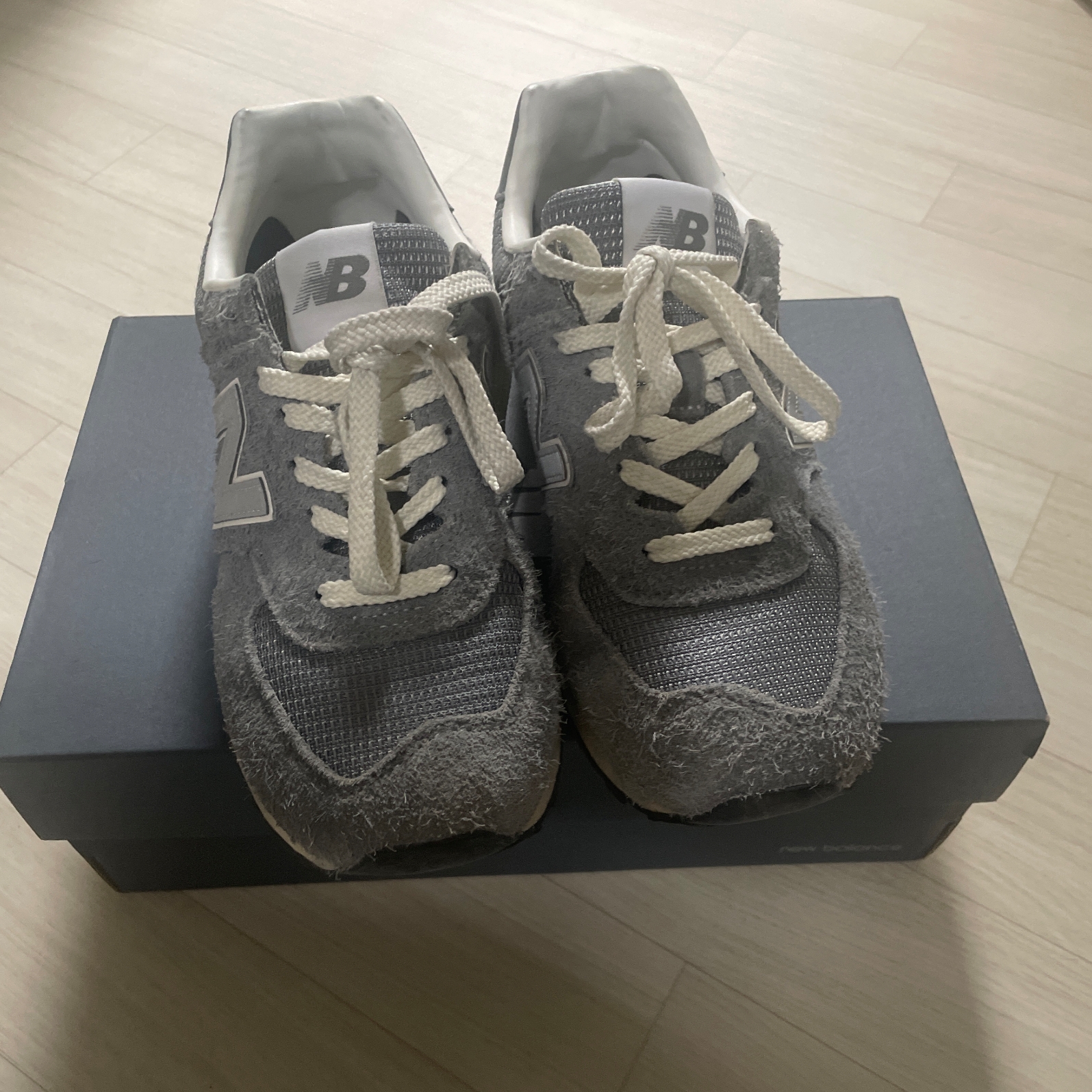 New Balance x Pottery 574 Premium Soft Grey 착용 스타일