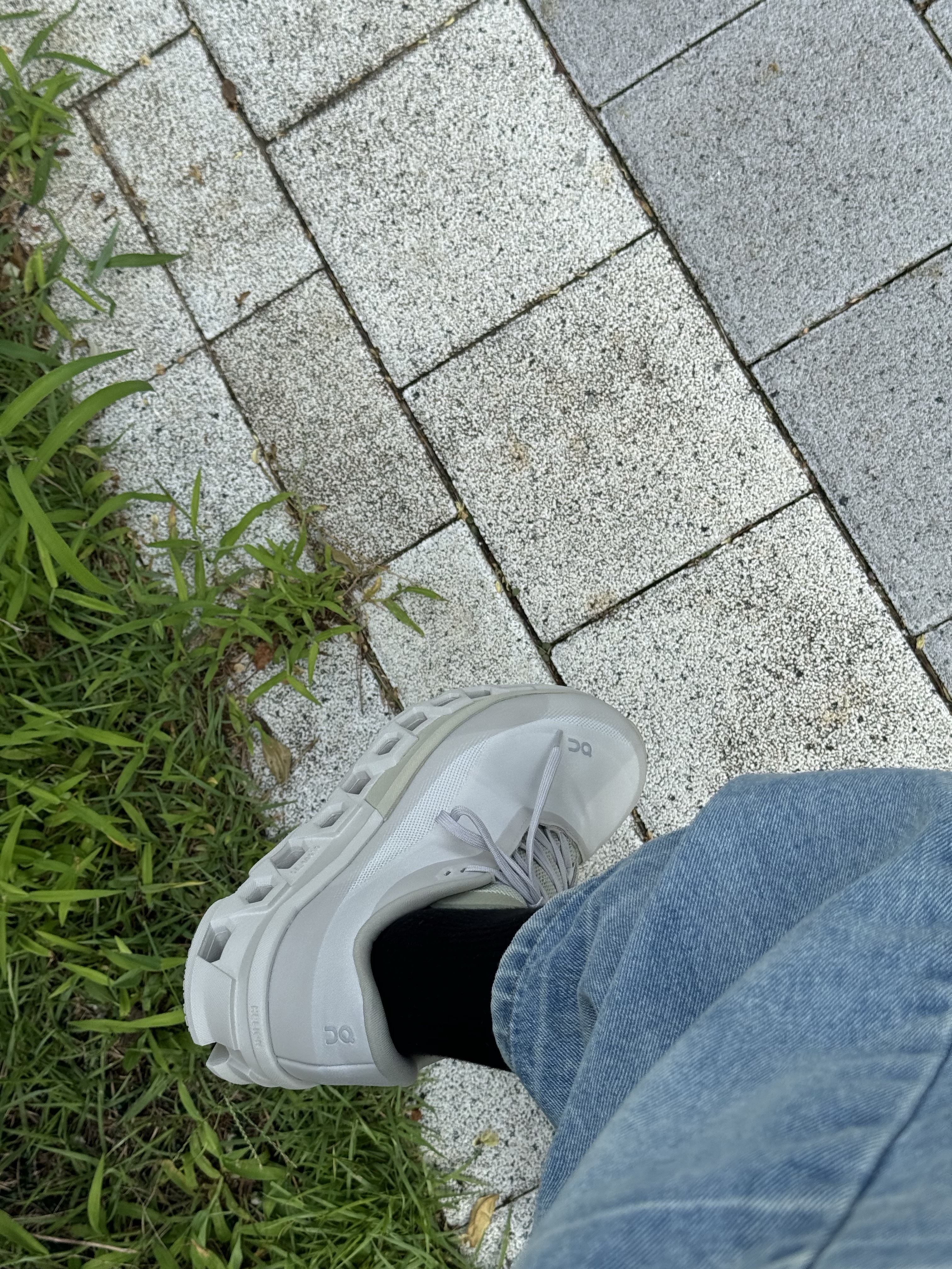 (W) On Running x Post Archive Faction (Paf) Cloudmonster 2 Moondust Chalk, On Running x Post Archive Faction (Paf) Cloudmonster 2 Moondust Chalk 착용 스타일 - 2