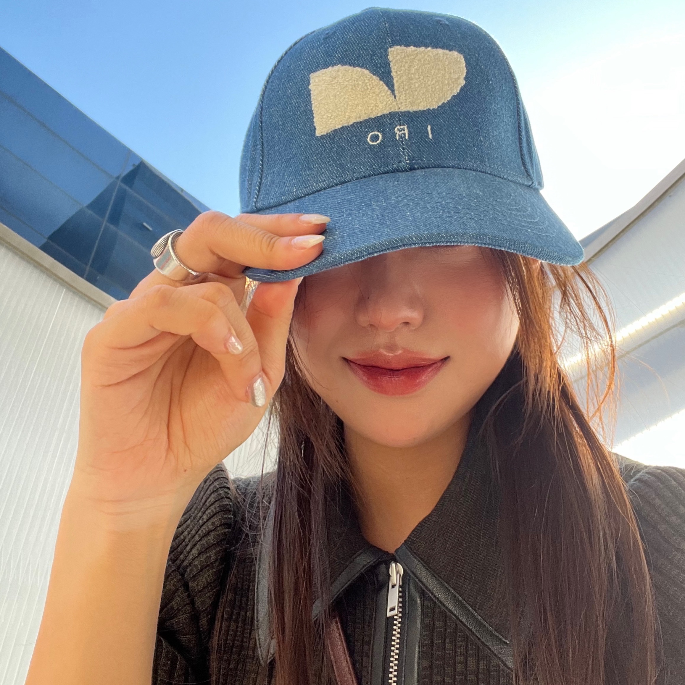 Iro Greb Yin Yang Embroidered Cap Denim Light Beige, 47 Brand LA Dodgers Base Runner Clean Up Royal 착용 스타일 - 1
