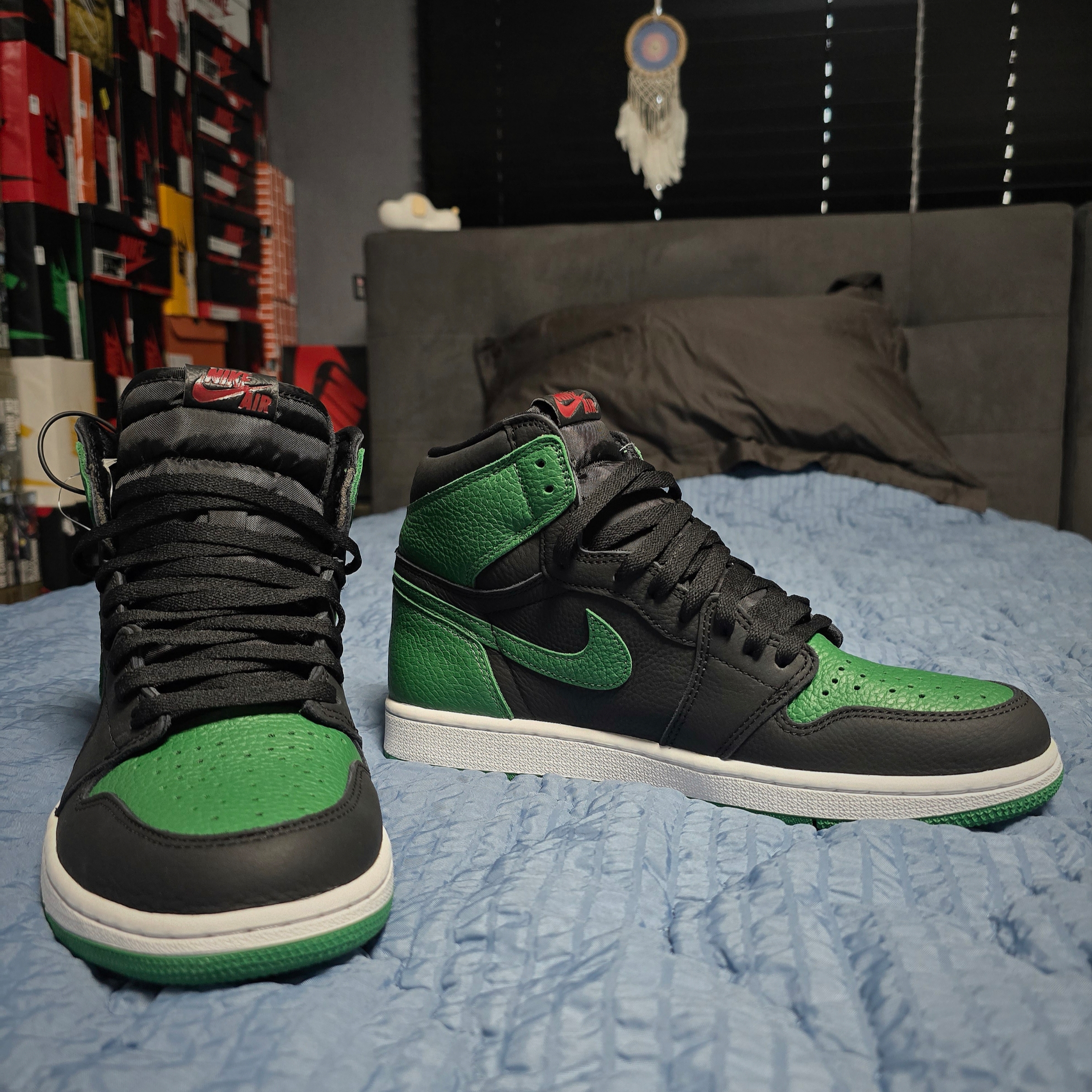 Jordan 1 Retro High OG Pine Green Black 착용 스타일 - 5