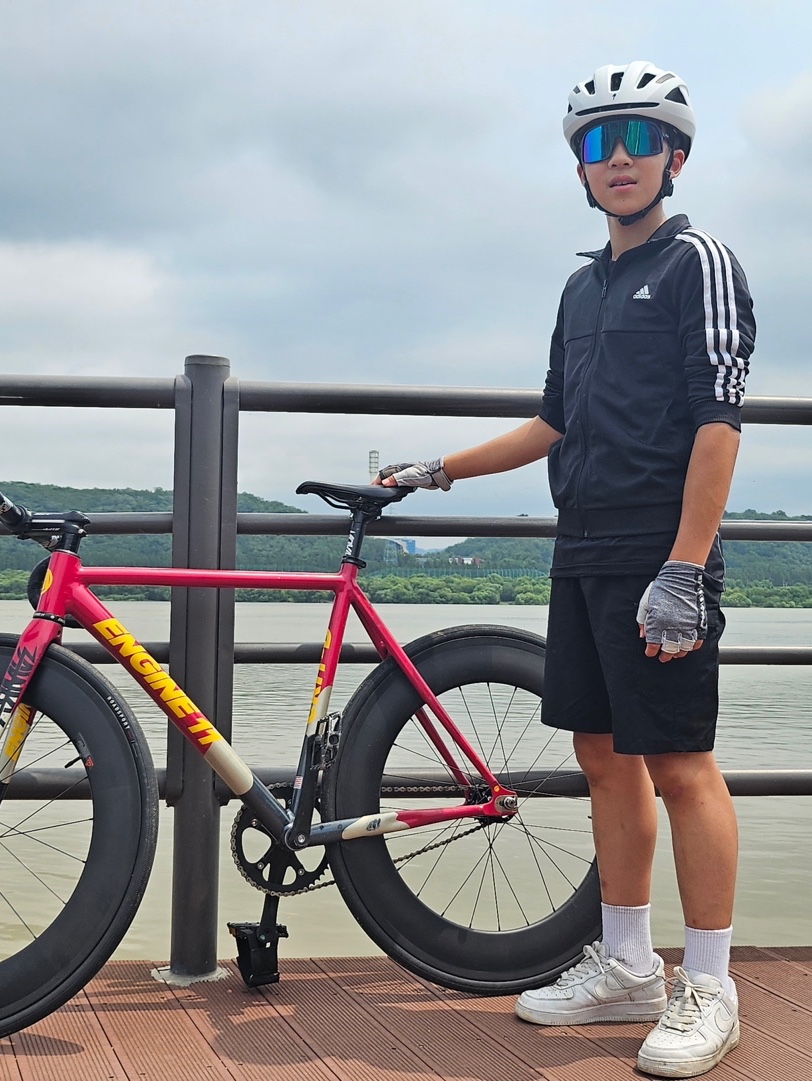 Stussy Kittens T-Shirt Black, Nike Air Force 1 '07 Low White 착용 스타일 - 5