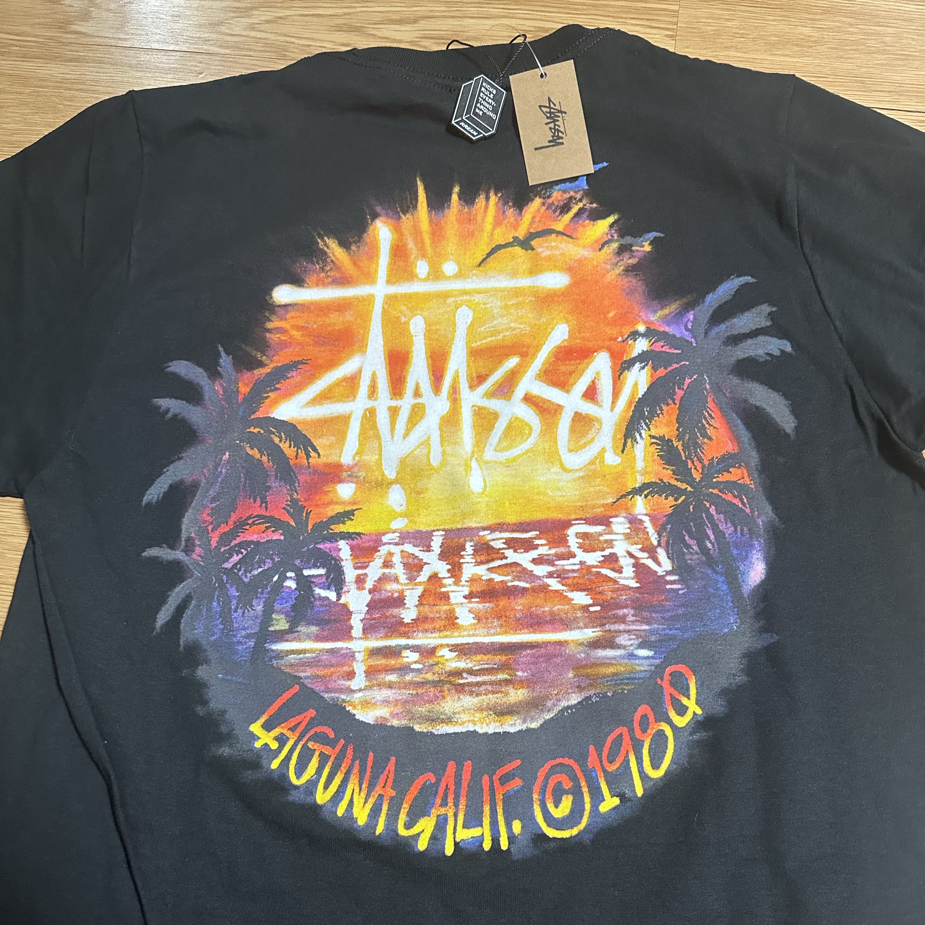 Stussy Sunset T-Shirt Black 착용 스타일