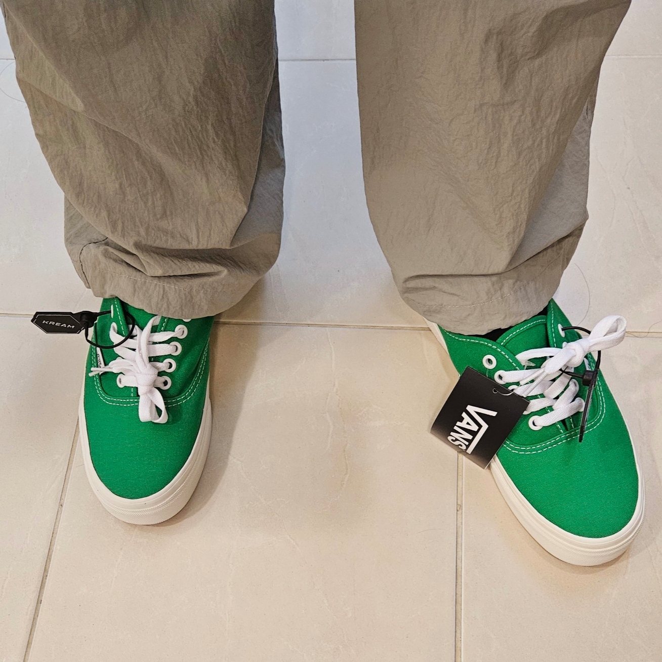 Vans Canvas Authentic Mule Green 착용 스타일 - 2