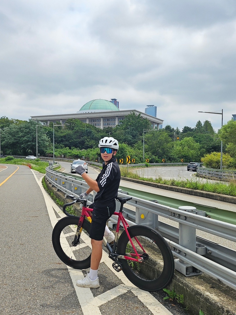 Stussy Kittens T-Shirt Black, Nike Air Force 1 '07 Low White 착용 스타일 - 6