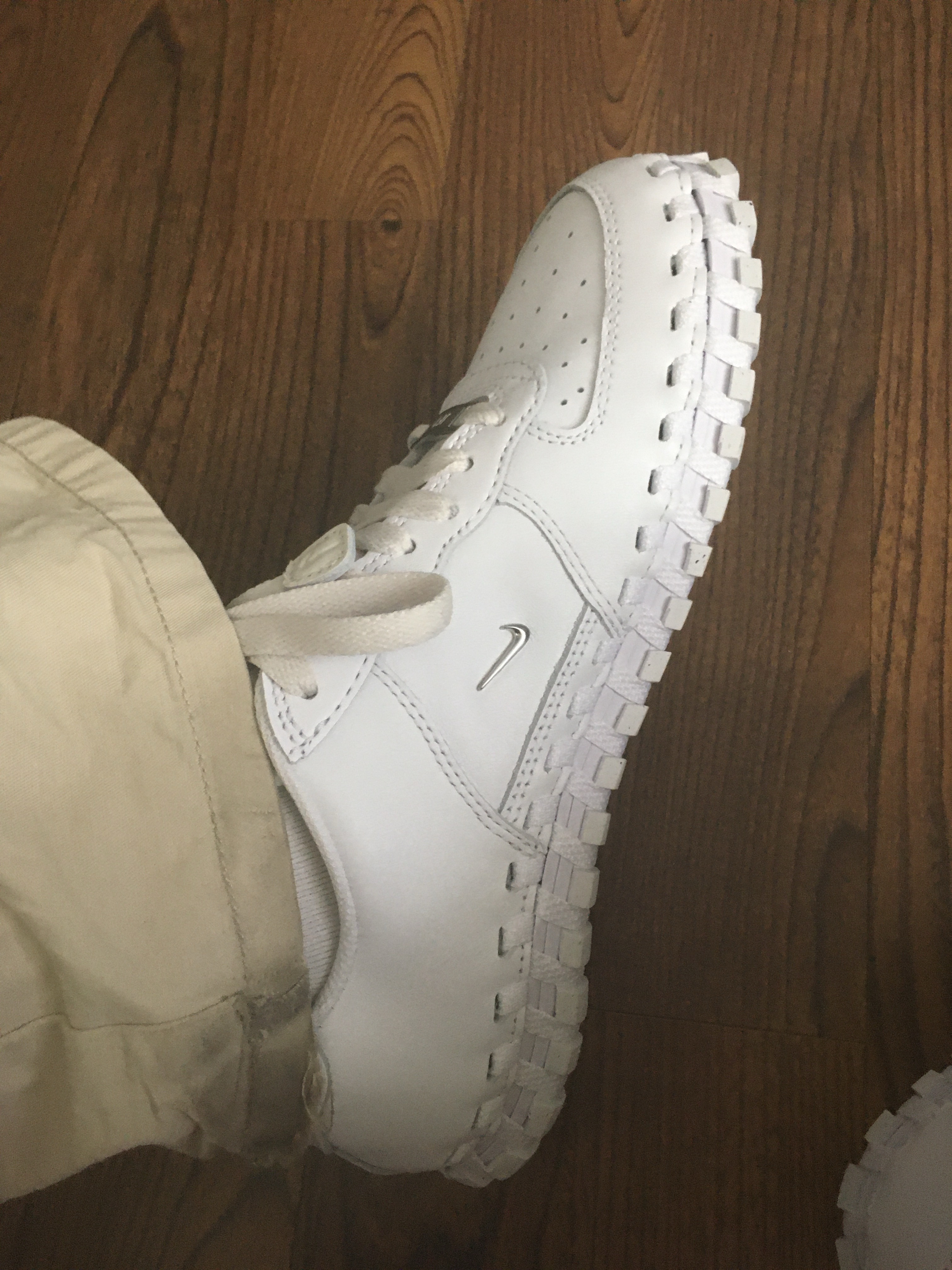 Nike x Jacquemus J Force 1 Low LX SP White 착용 스타일 - 2