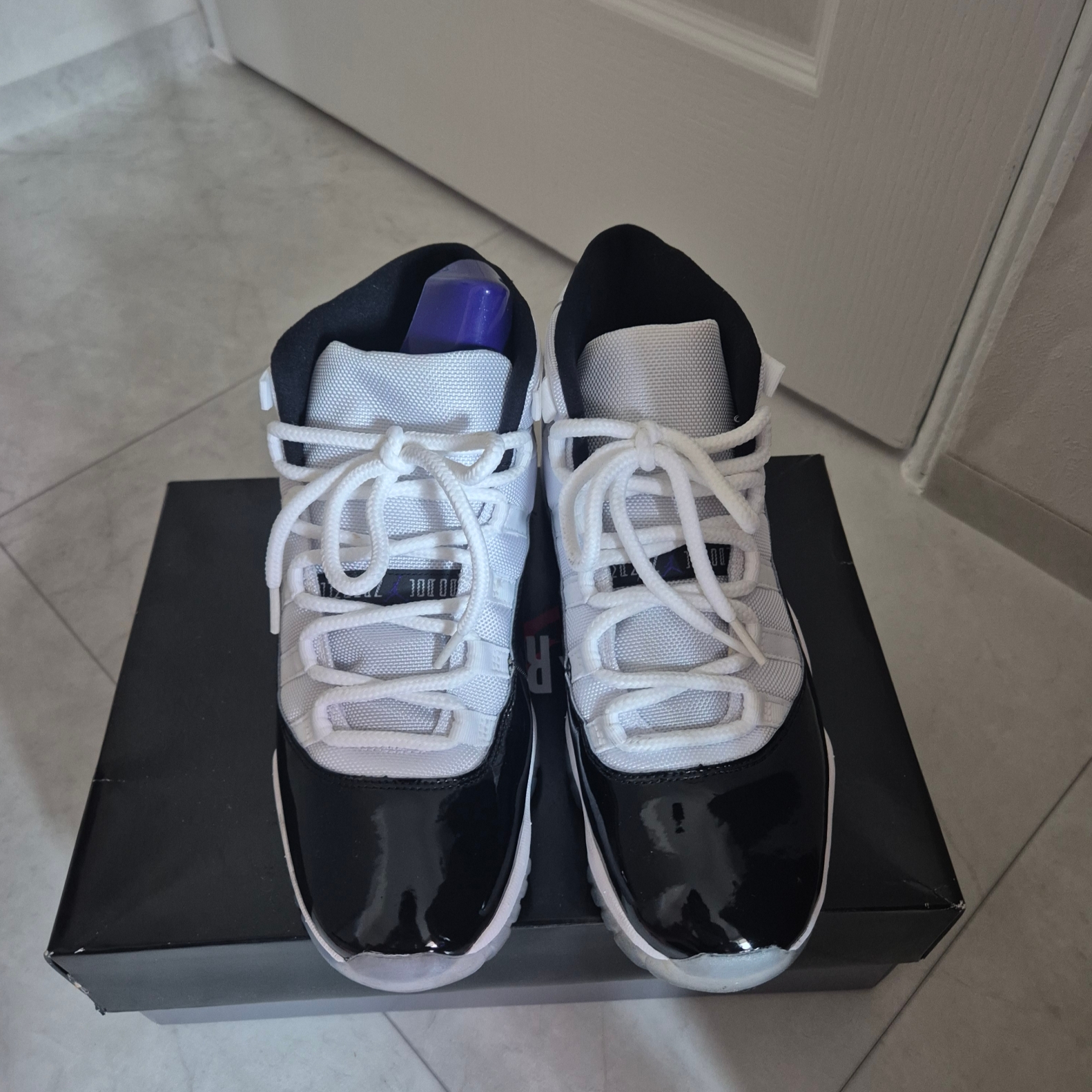 Jordan 11 Retro Concord 2018 착용 스타일 - 1