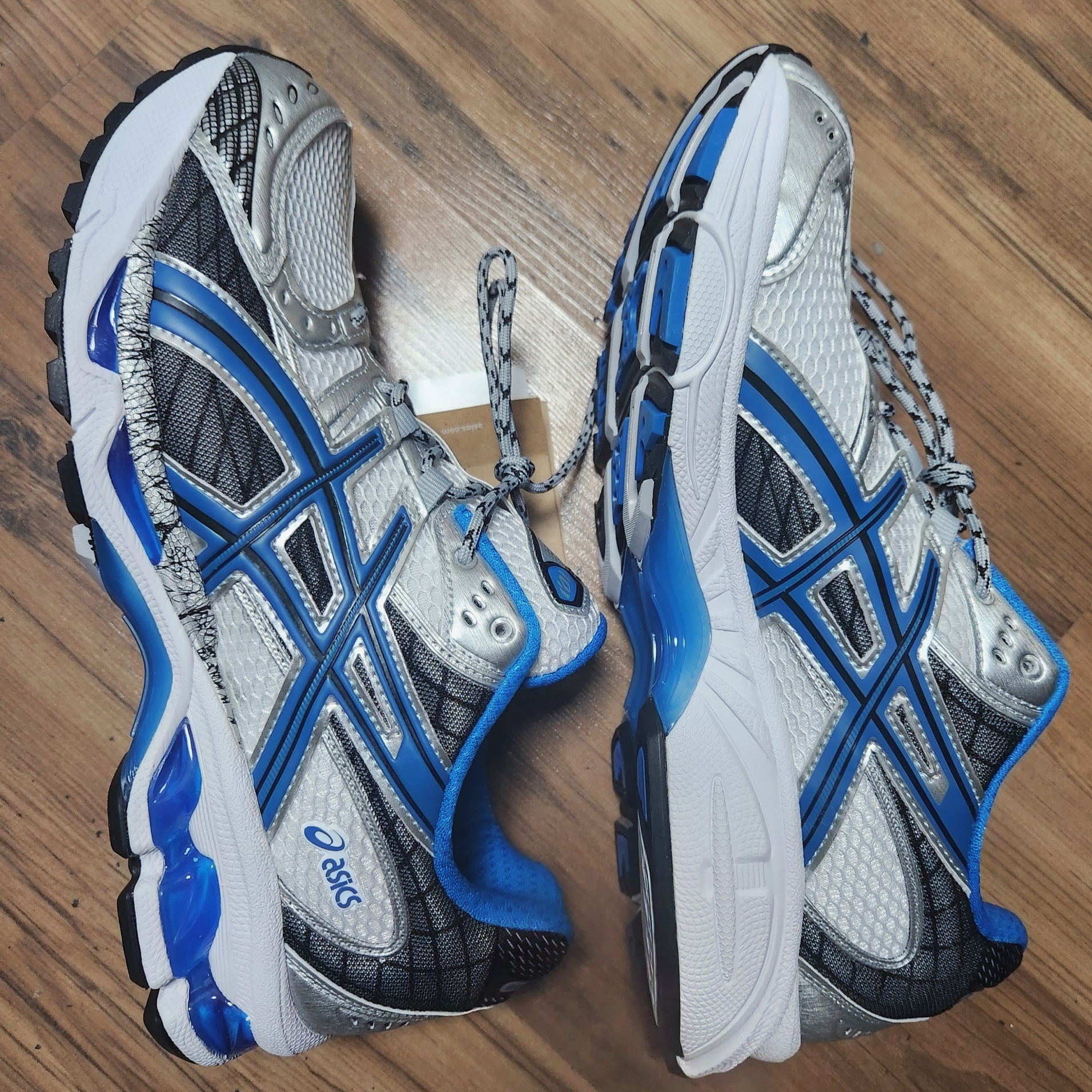 Asics Gel-Nimbus 10.1 White Directoire Blue 착용 스타일