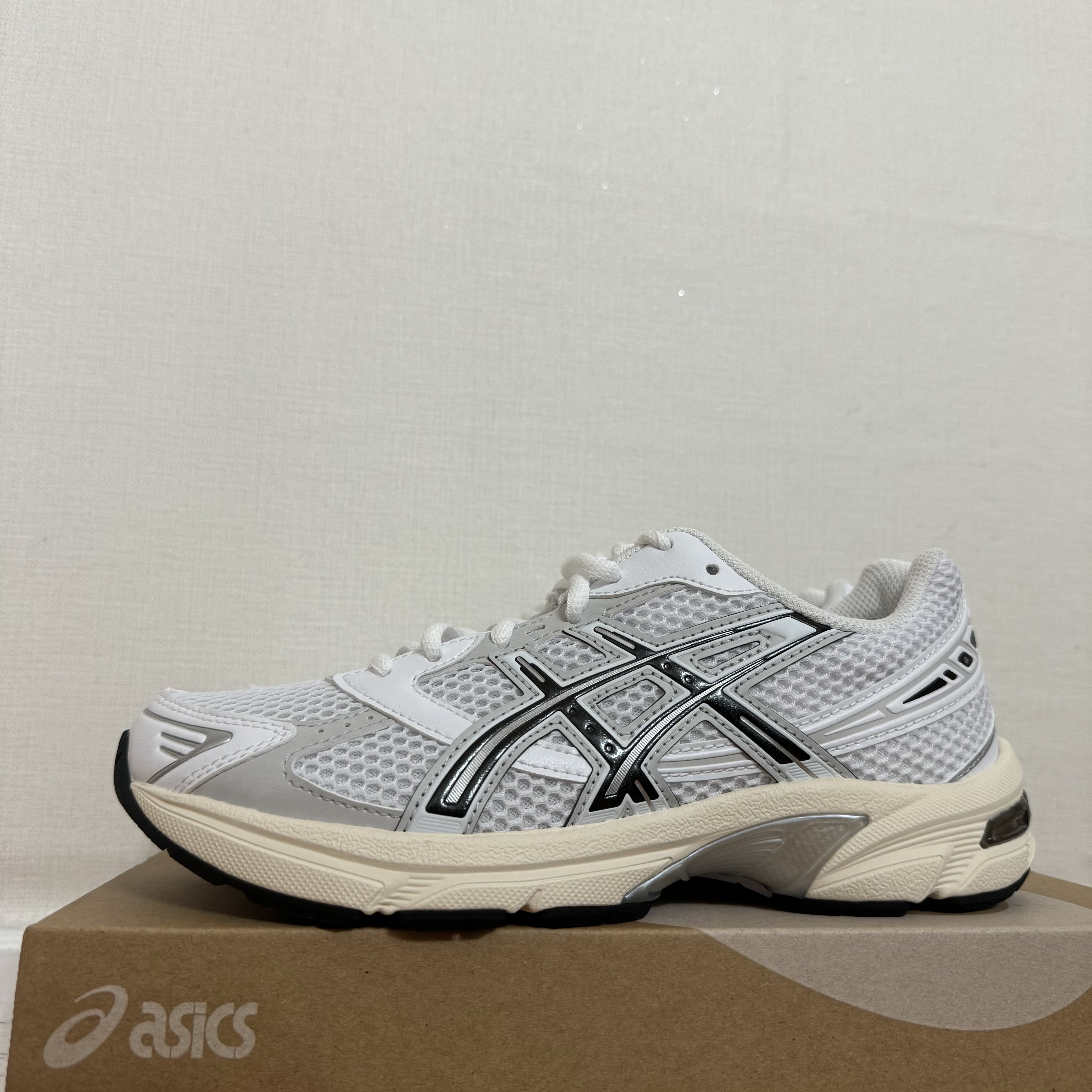 Asics Gel-1130 White Cloud Grey 착용 스타일 - 1