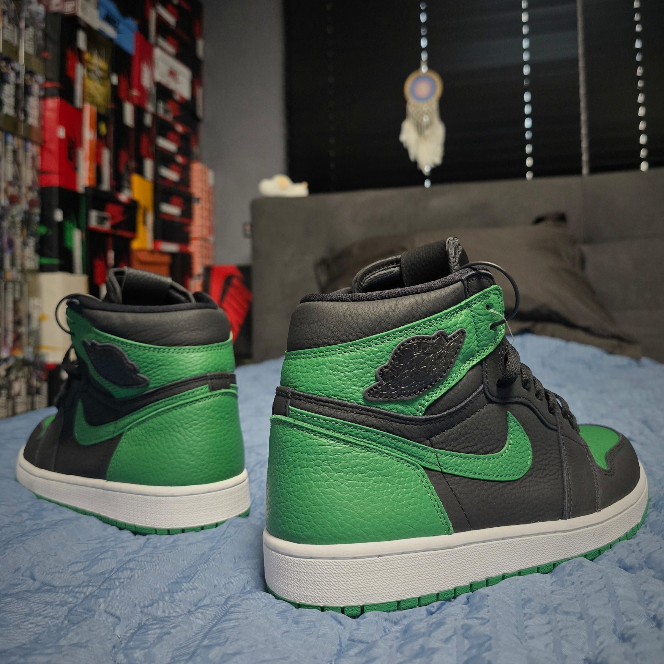 Jordan 1 Retro High OG Pine Green Black 착용 스타일 - 3