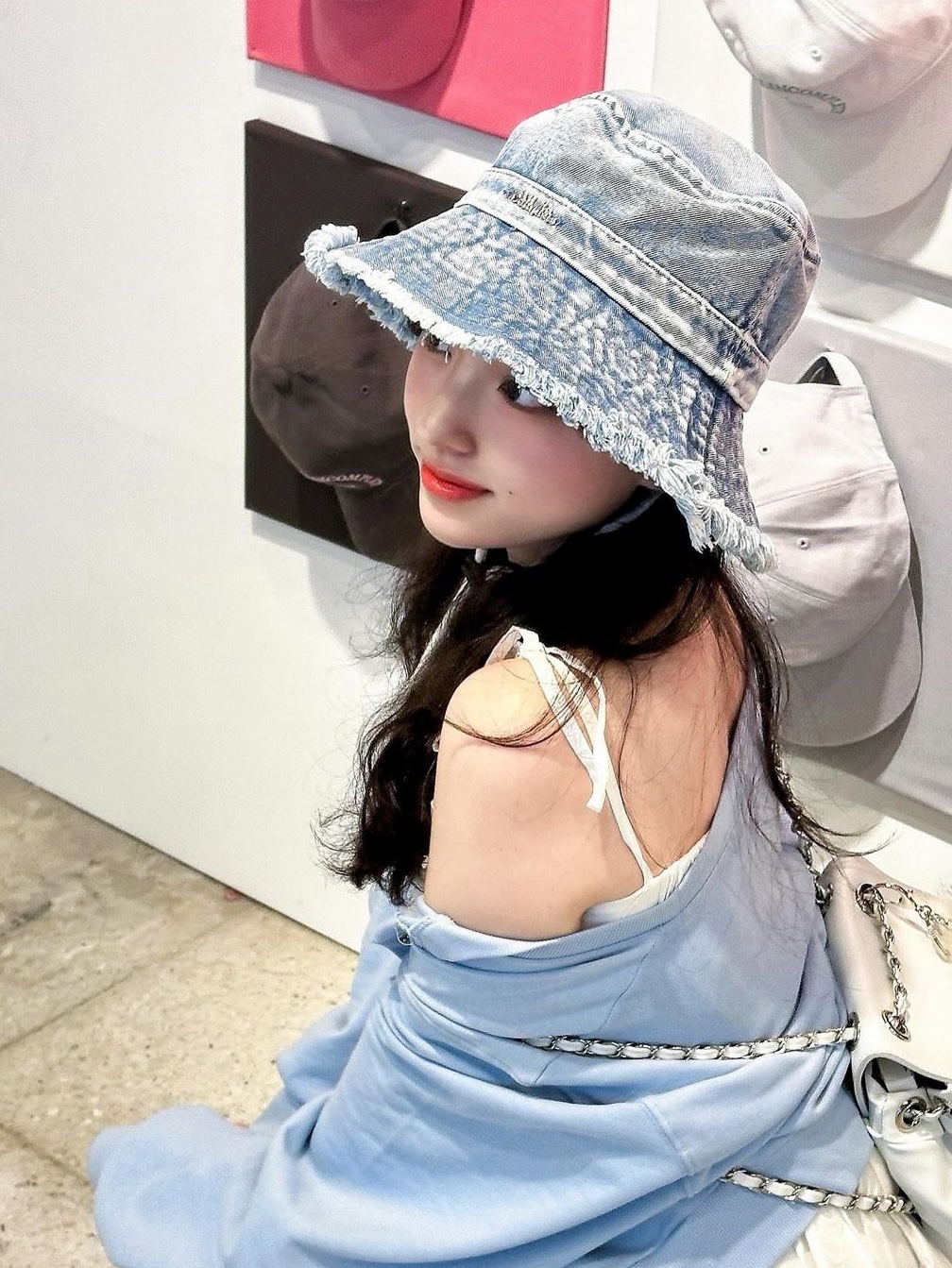 Allincomplete Denim Bleaching Safari Hat Blue Denim 착용 스타일