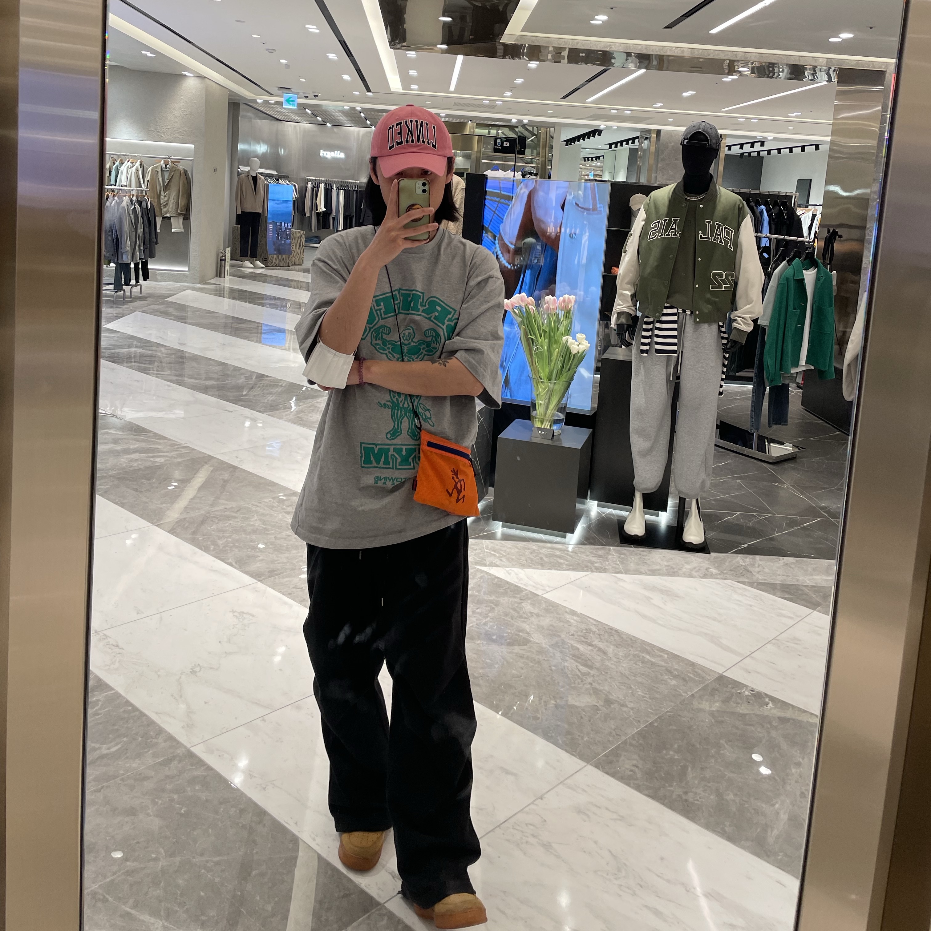 BORN TO WIN Raiseborn Over Fit T-Shirts Melange Grey 착용 스타일