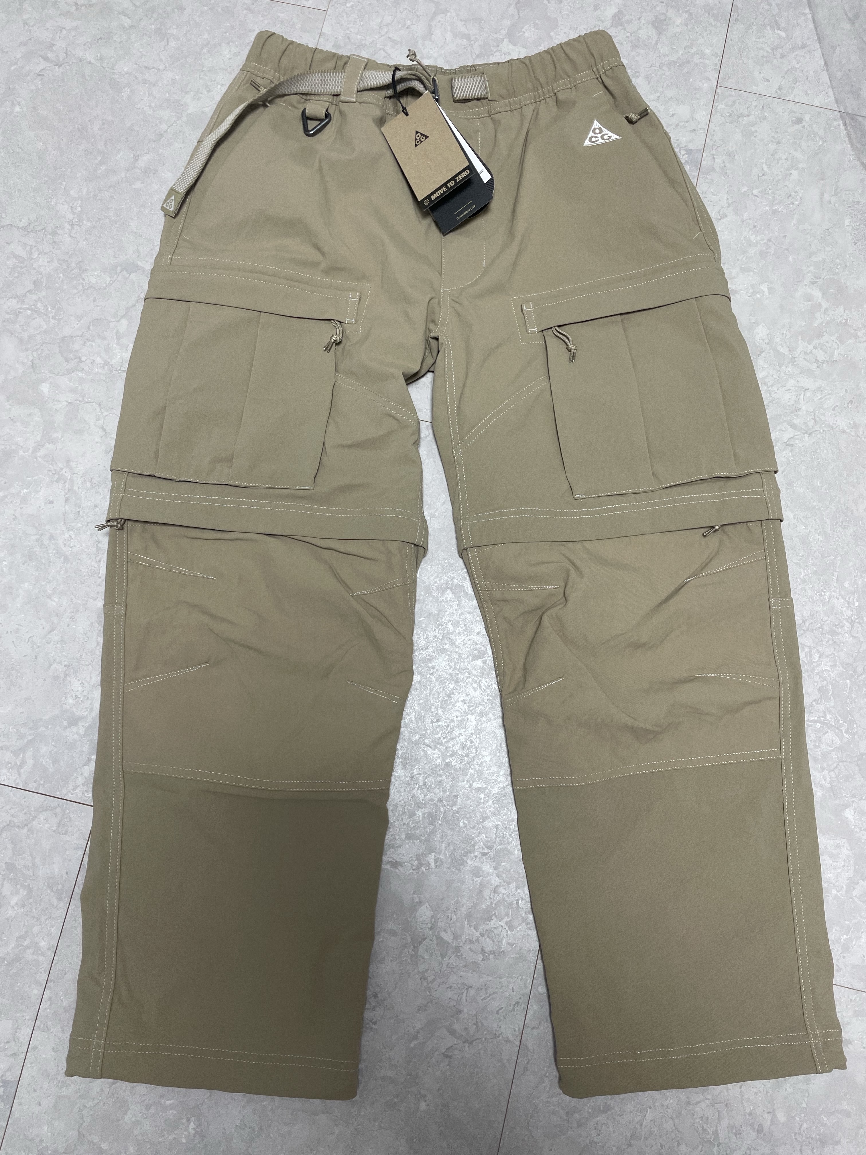 Nike ACG Smith Summit Cargo Pants Khaki Iron Ore - Asia 착용 스타일