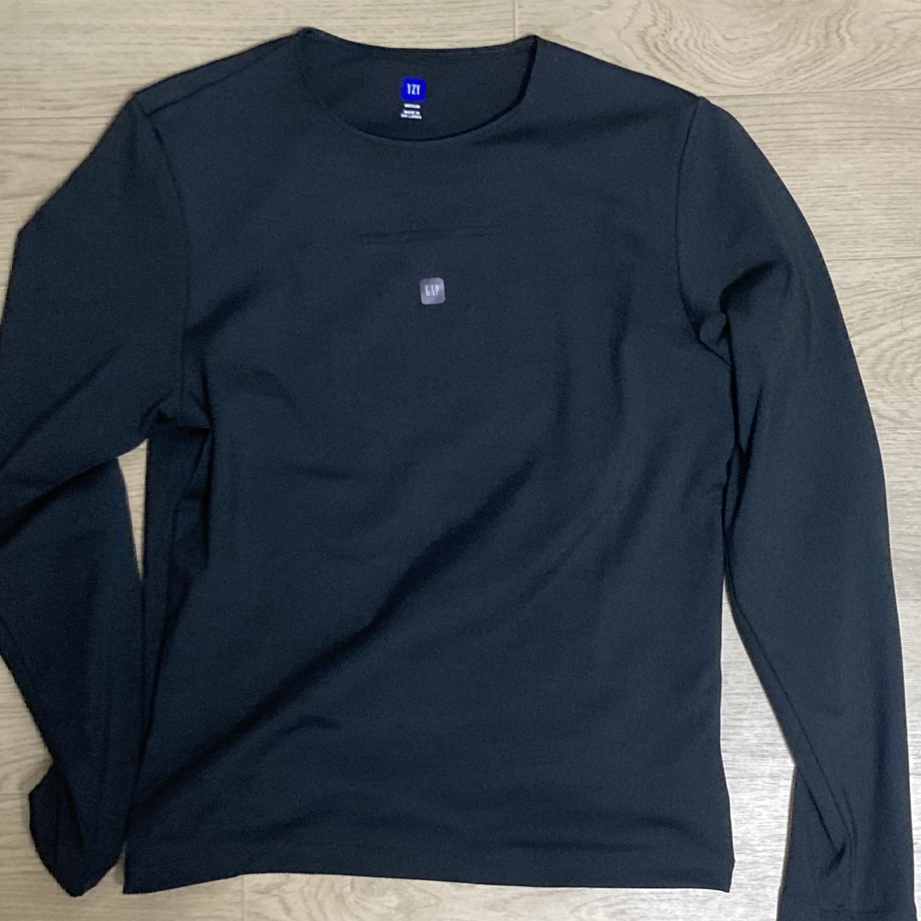 Yeezy Gap Engineered By Balenciaga Long-Sleeve Second Skin Black 착용 스타일
