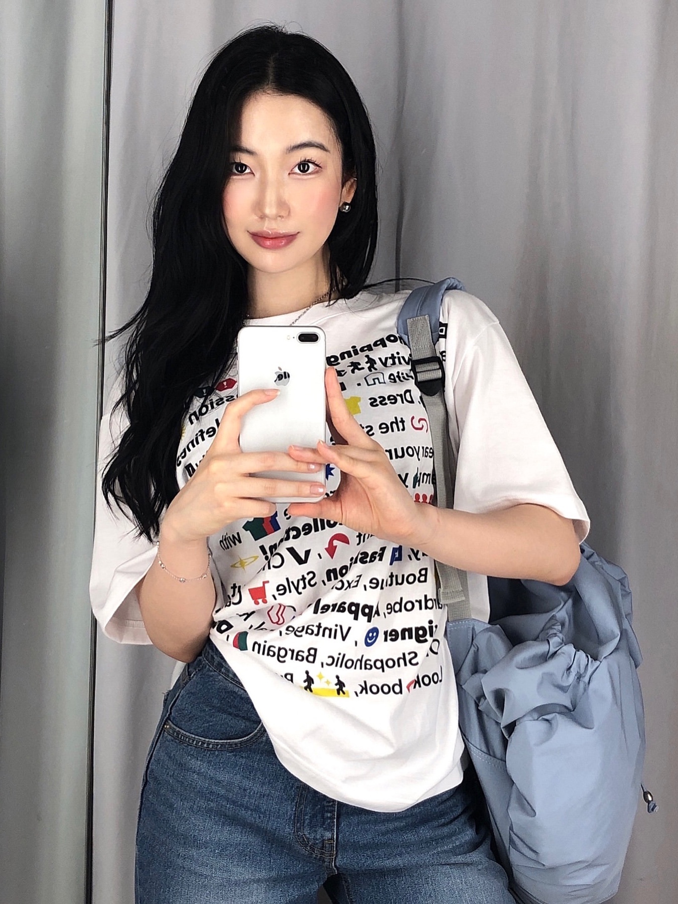 ACOC Blooming Backpack Ice Blue 착용 스타일 - 2
