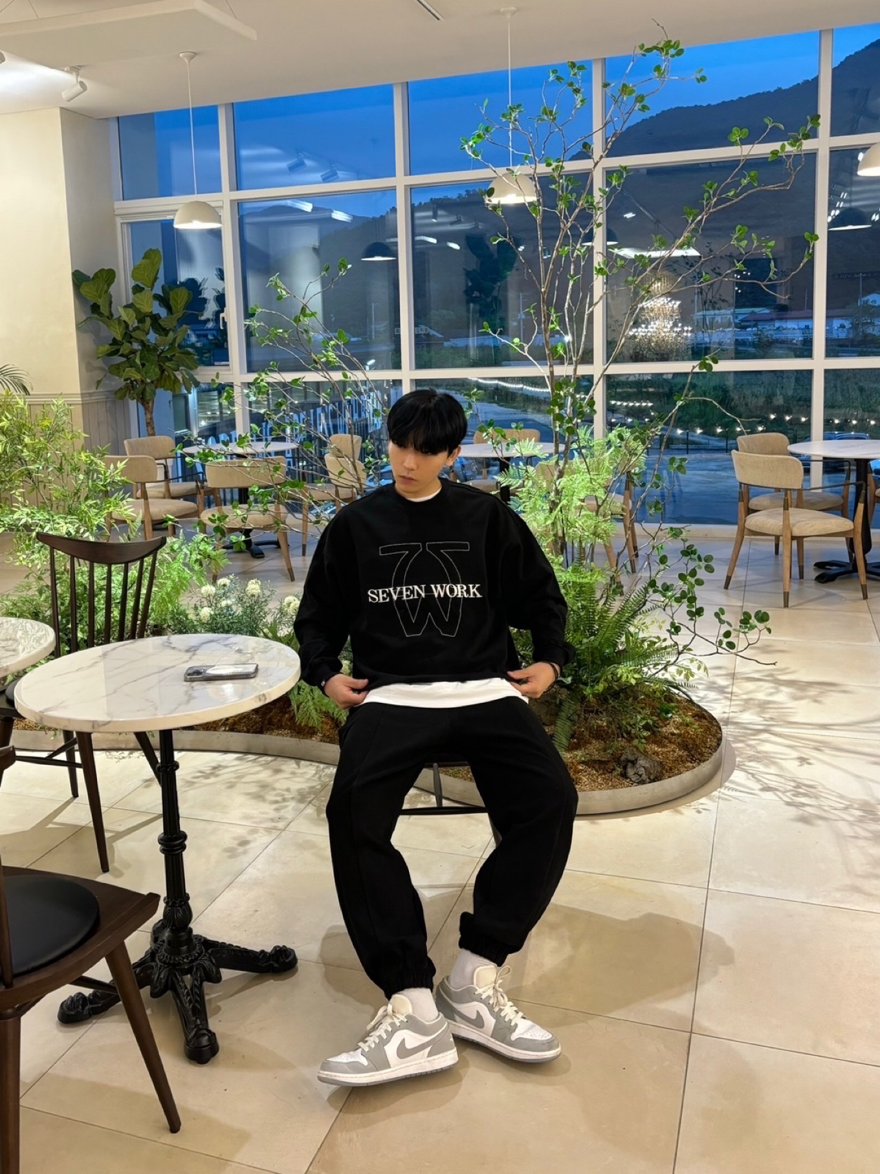 (W) Jordan 1 Low White Wolf Grey 착용 스타일 - 5