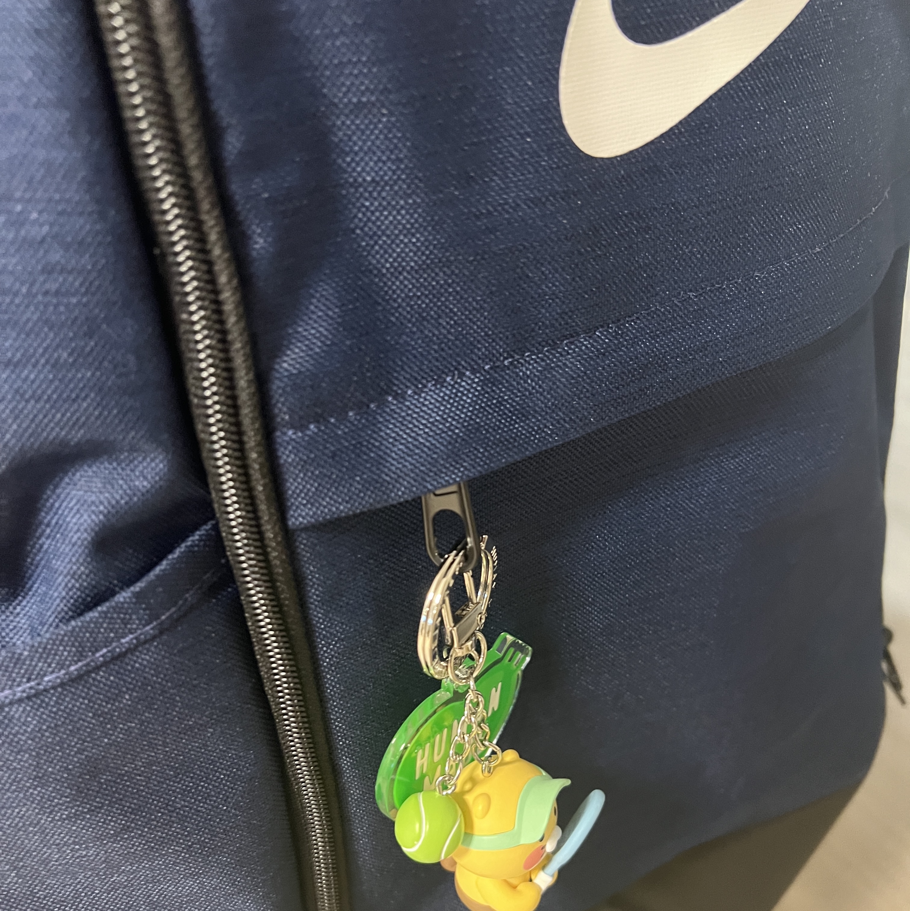 Human Made Acrylic Heart Keyring Green 착용 스타일