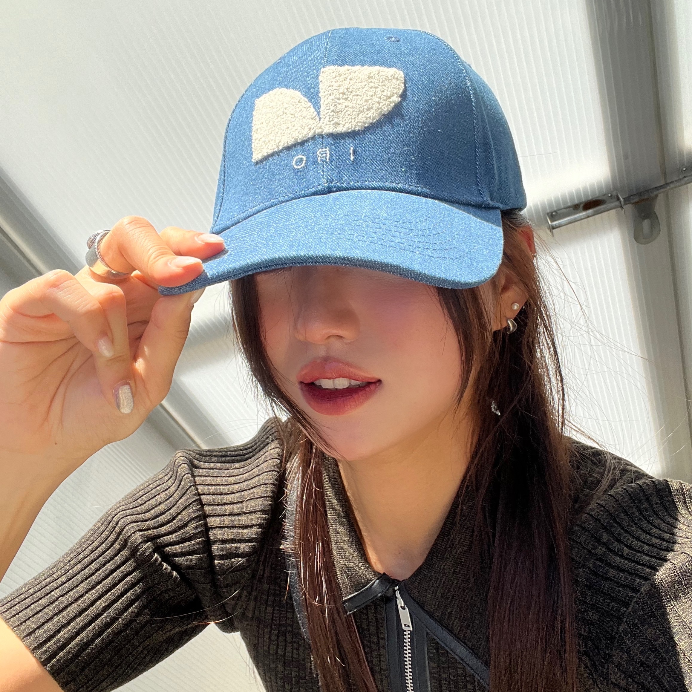 Iro Greb Yin Yang Embroidered Cap Denim Light Beige, 47 Brand LA Dodgers Base Runner Clean Up Royal 착용 스타일 - 2