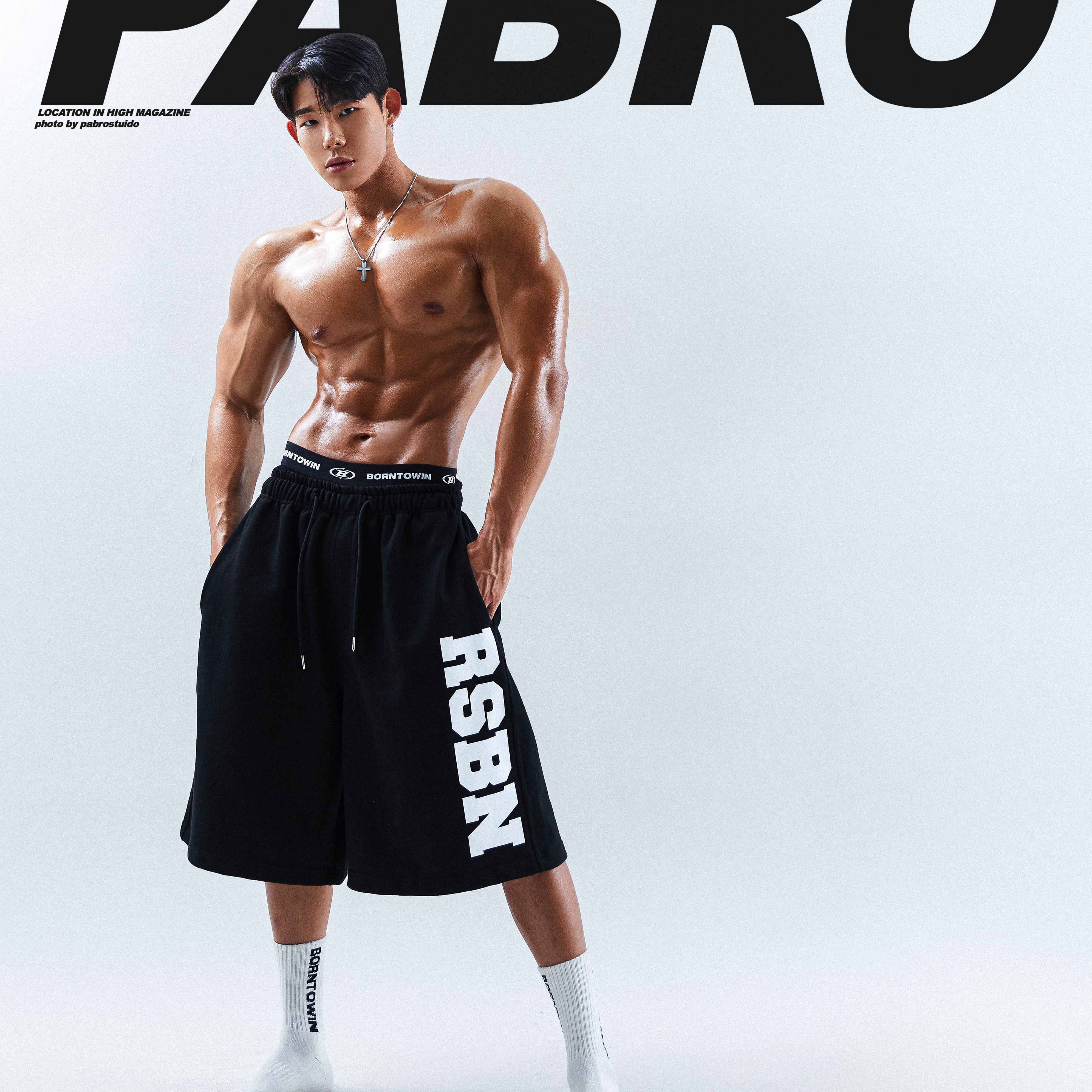 BORN TO WIN RSBN Half Pants Long Ver Black, BORN TO WIN Logo Socks White 착용 스타일