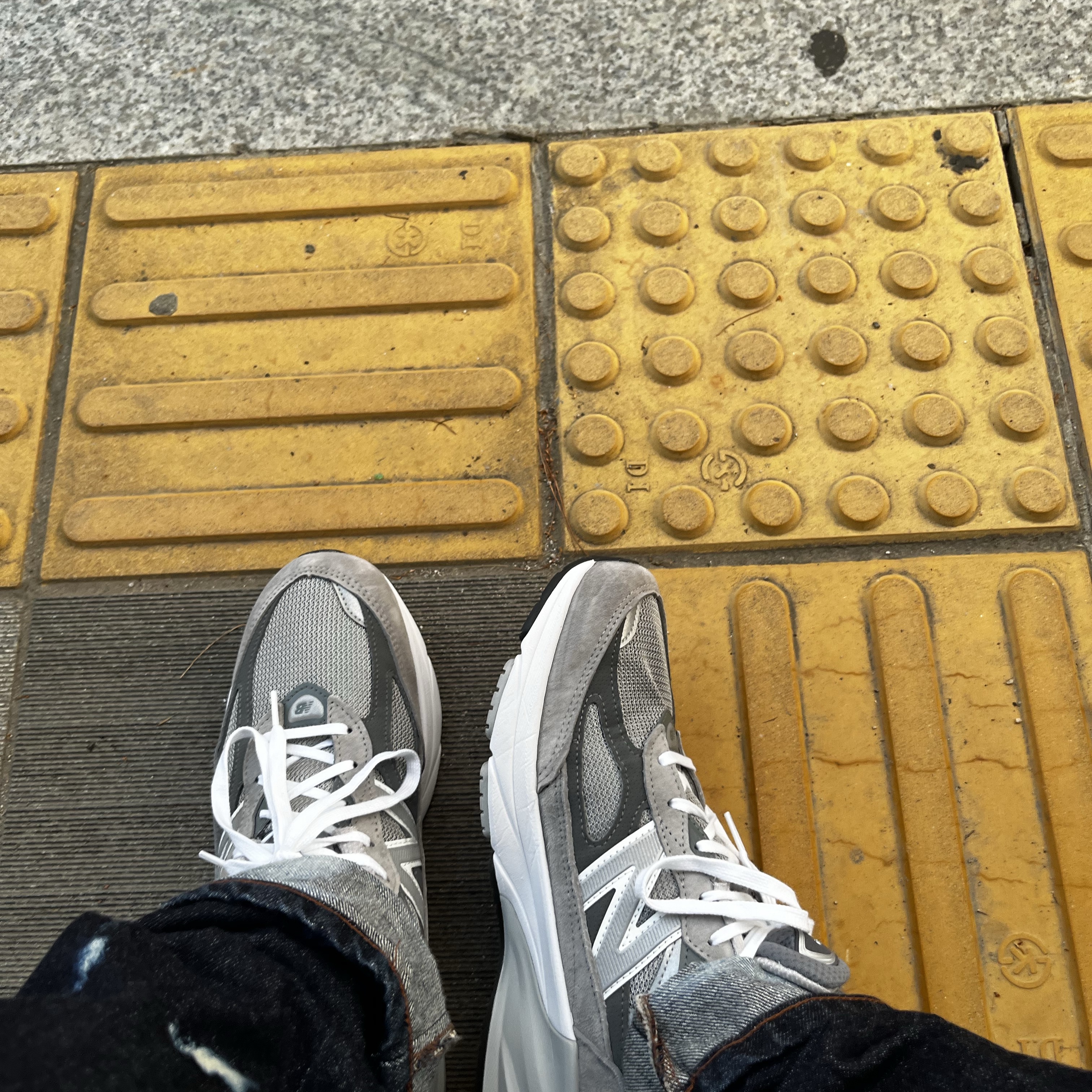 New Balance 990v6 Made in USA Grey - D Standard 착용 스타일