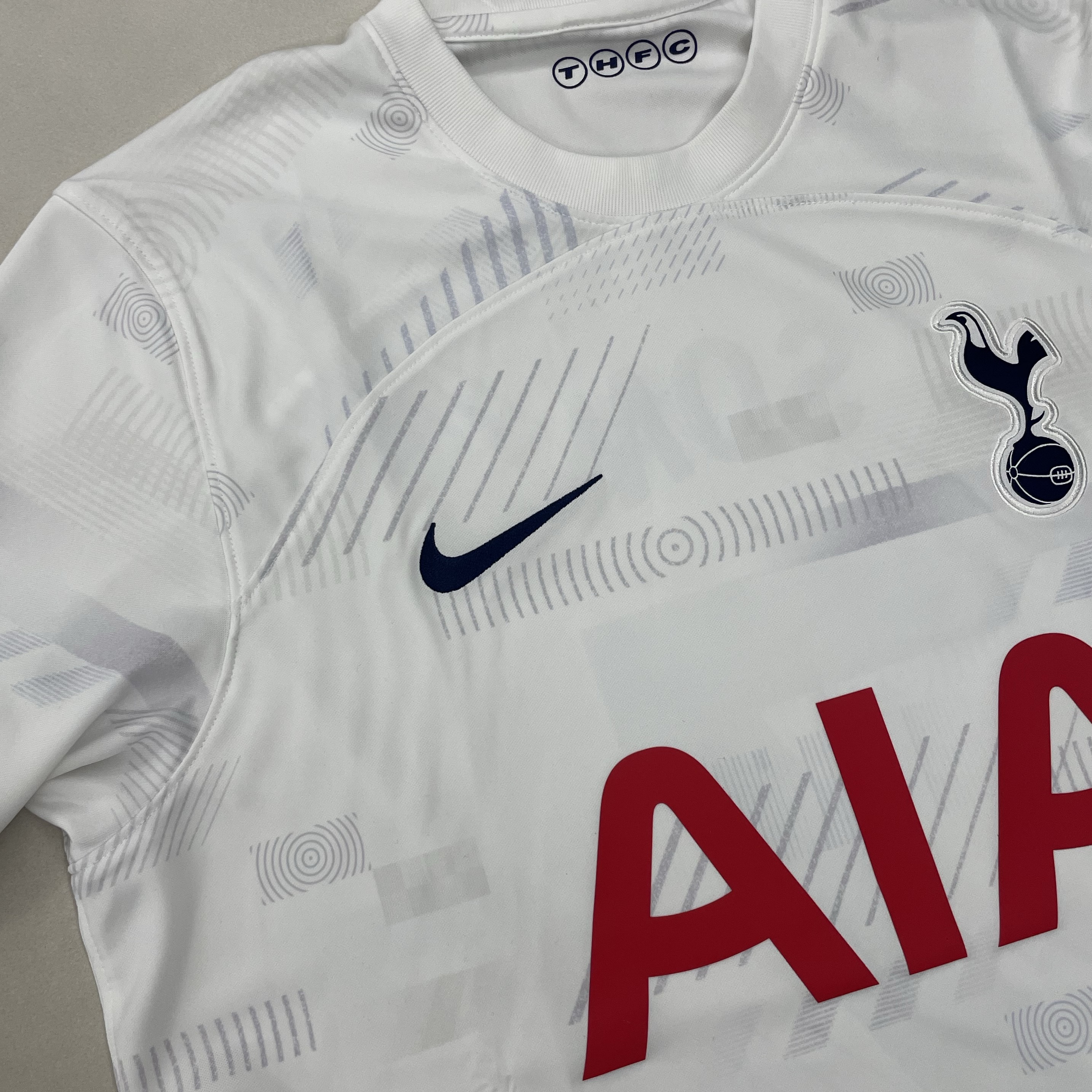 Nike Tottenham Hotspur 2023/24 Dri-Fit Stadium Home Jersey White (Non Marking Ver.) 착용 스타일 - 2
