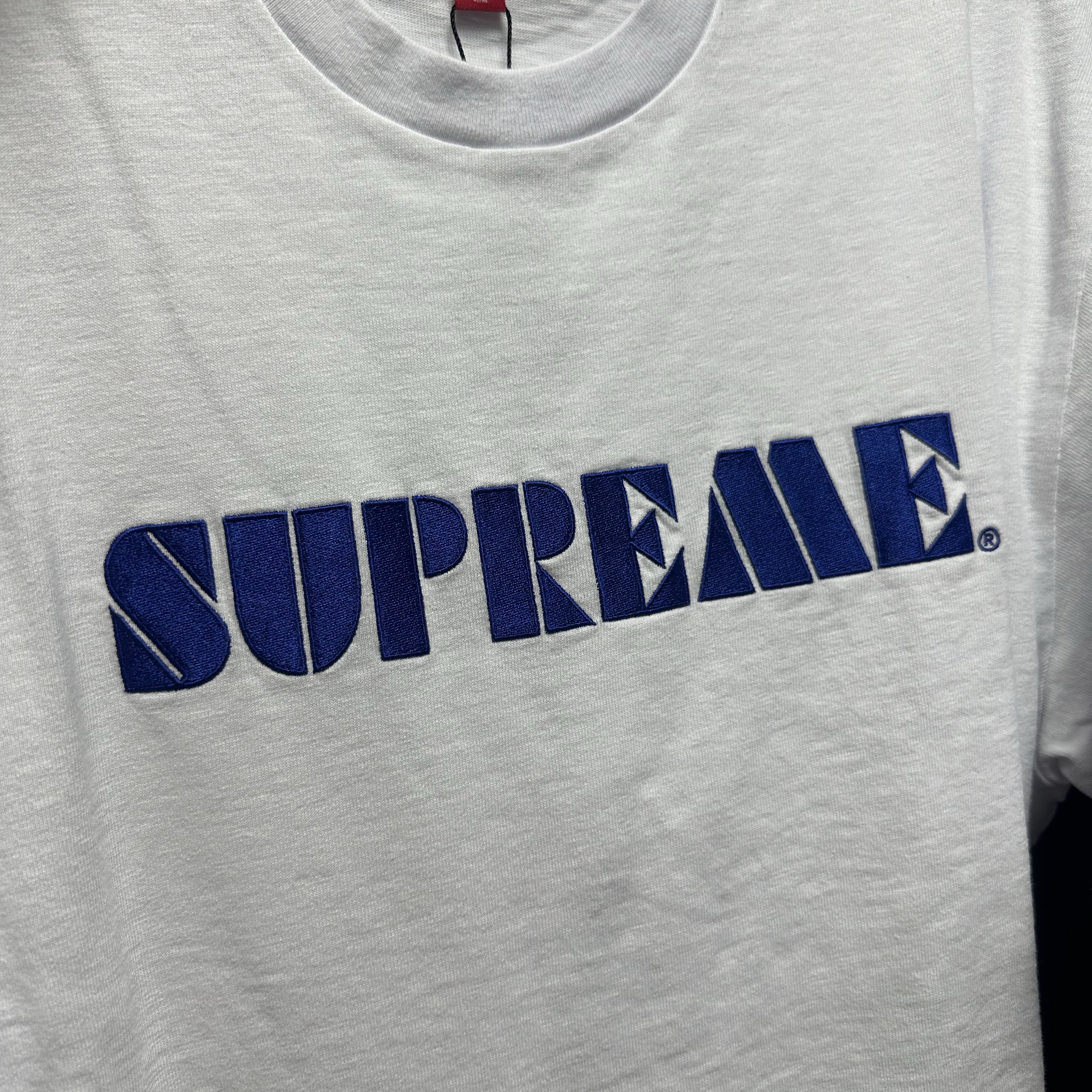 Supreme Stencil Embroidered S/S Top White - 24SS 착용 스타일