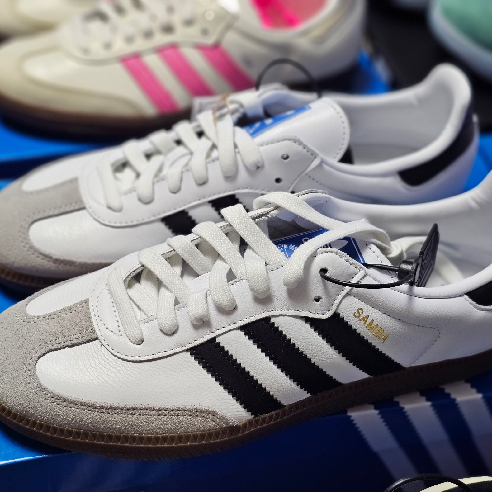 Adidas Samba OG Cloud White 착용 스타일