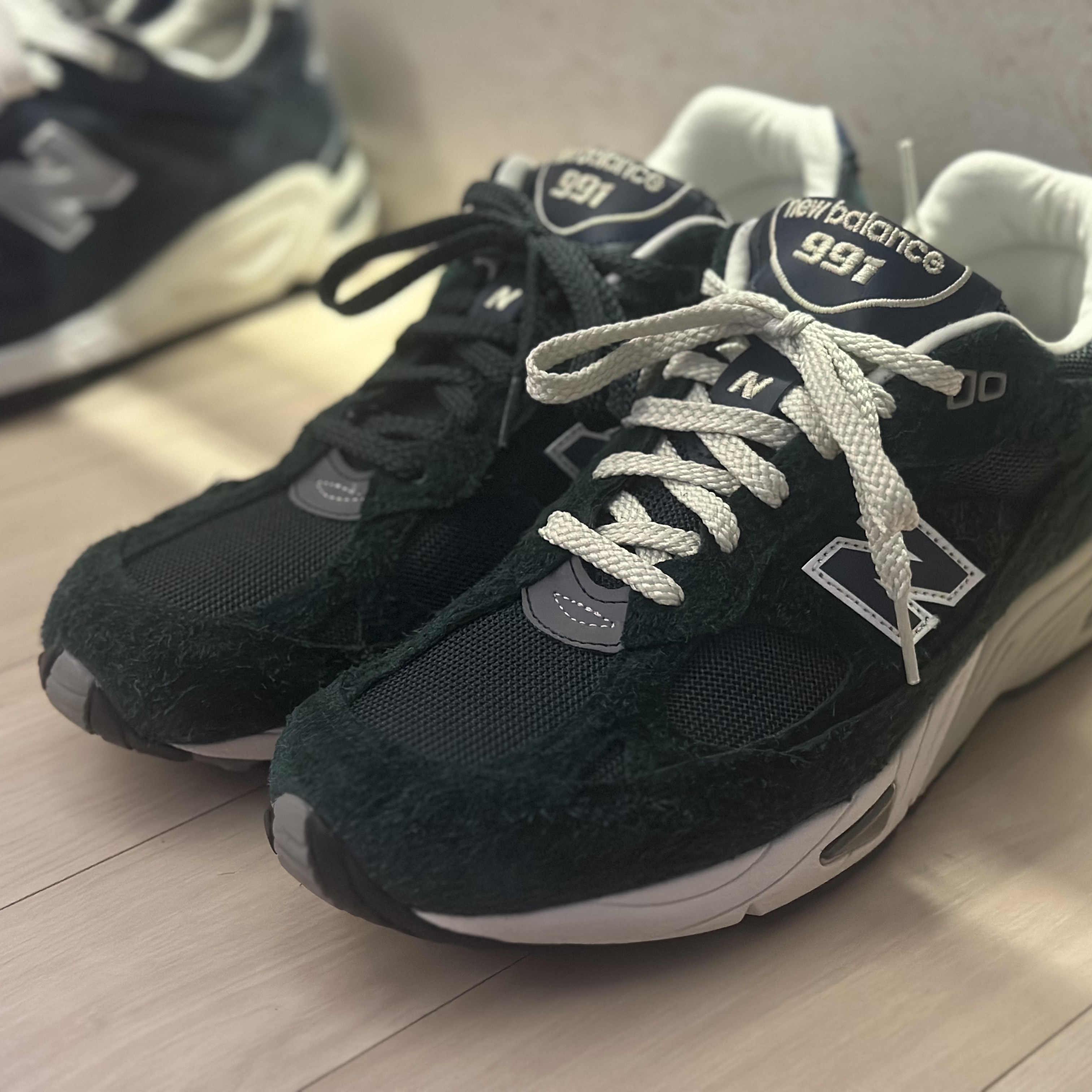 New Balance 991 Made in UK Ponderosa Pine 착용 스타일 - 2
