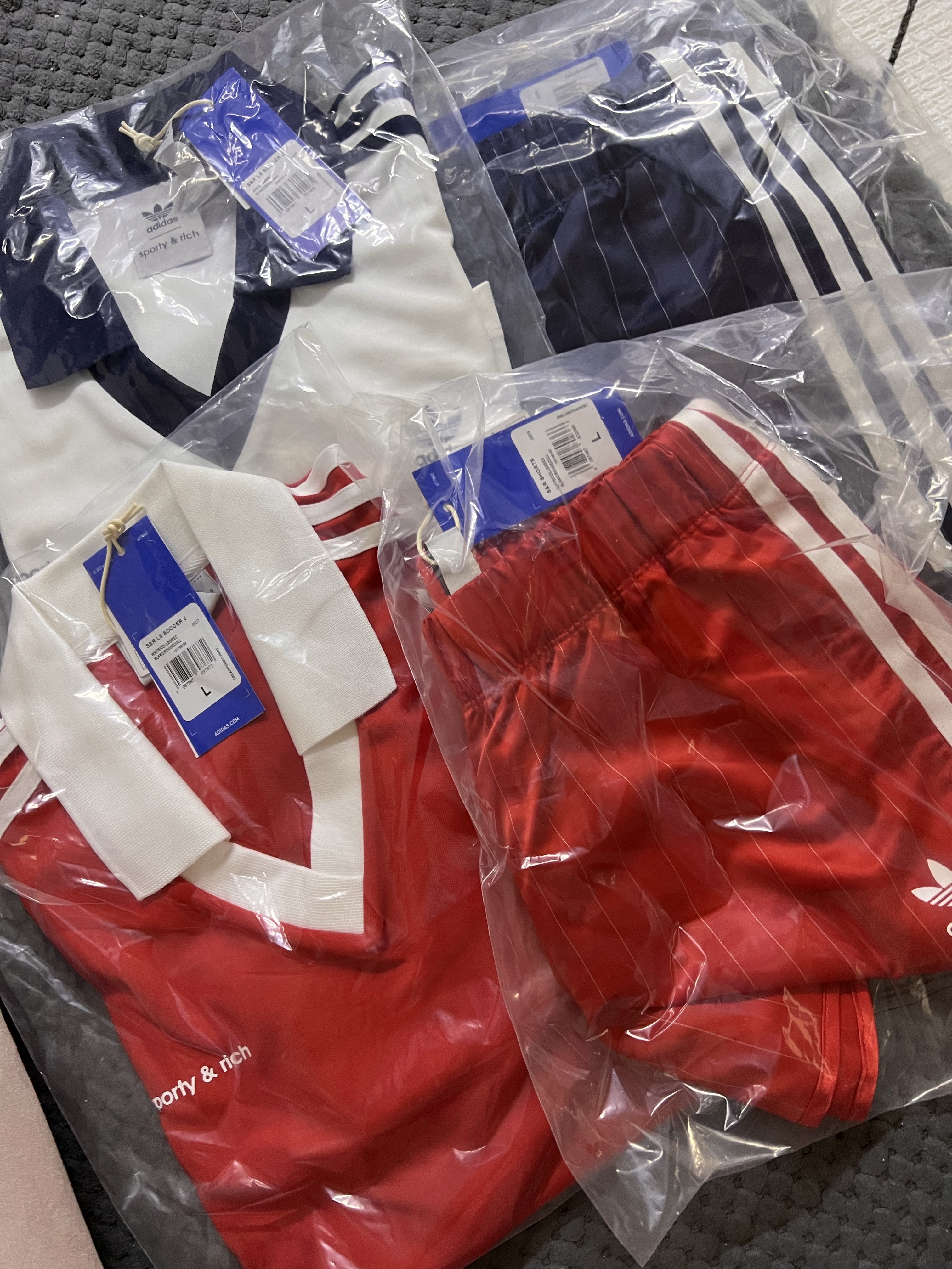 (W) Adidas x Sporty & Rich Long Sleeve Football Jersey White Night Indigo - KR Sizing, (W) Adidas x Sporty & Rich Shorts White Night Indigo - KR Sizing 착용 스타일