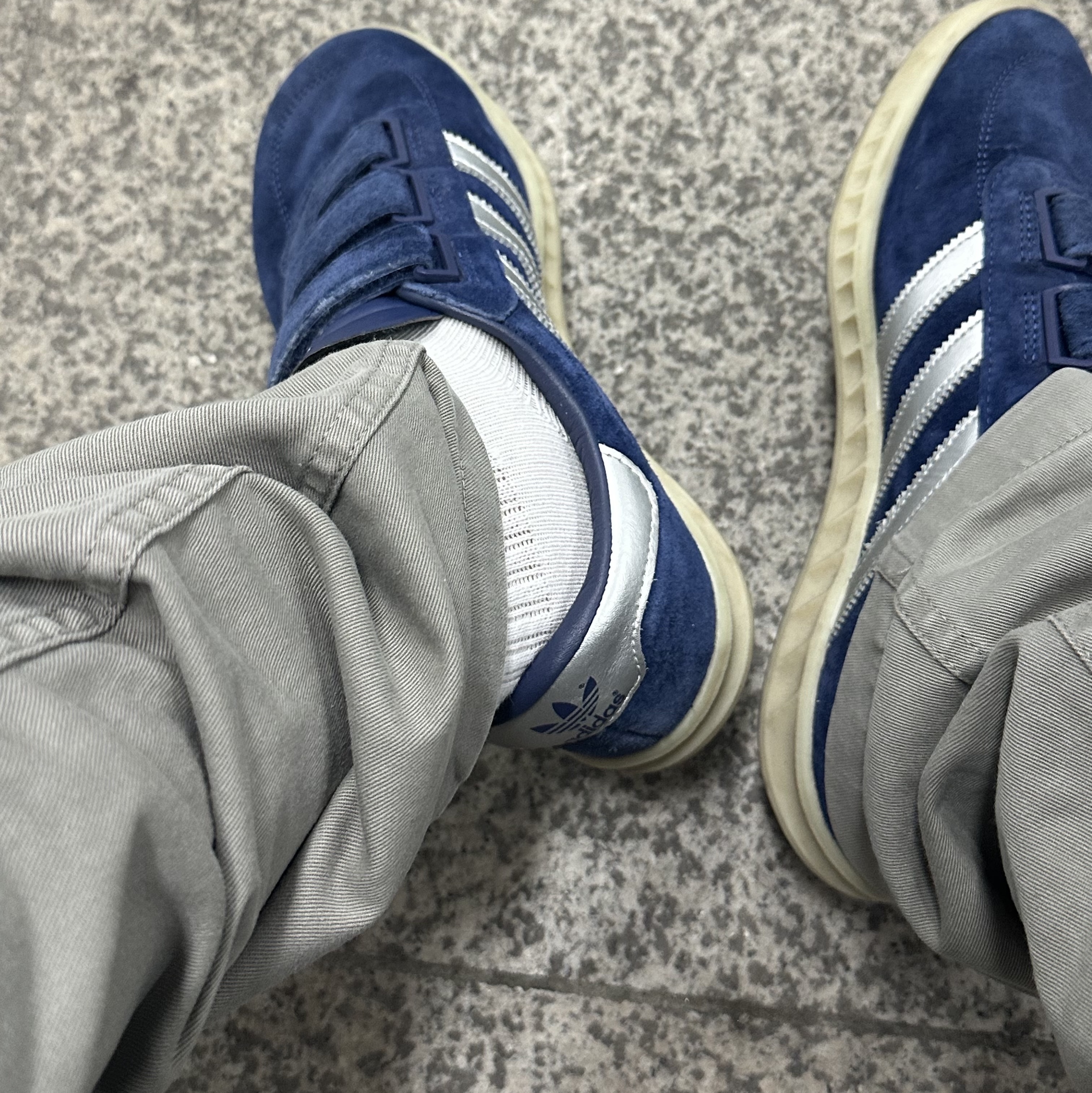 Adidas City Series Frankfurt 착용 스타일 - 3
