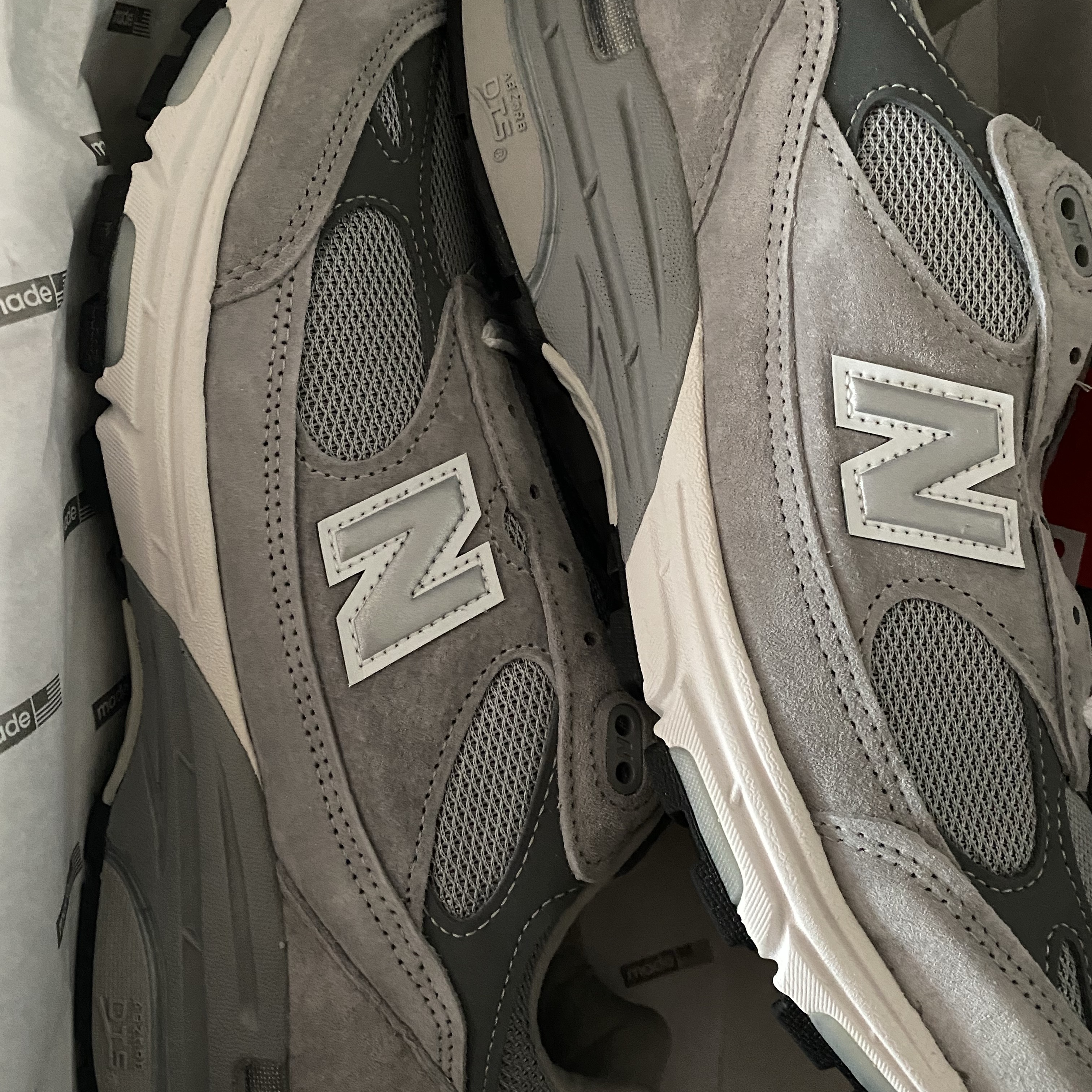New Balance 993 Made in USA Grey - D Standard 착용 스타일