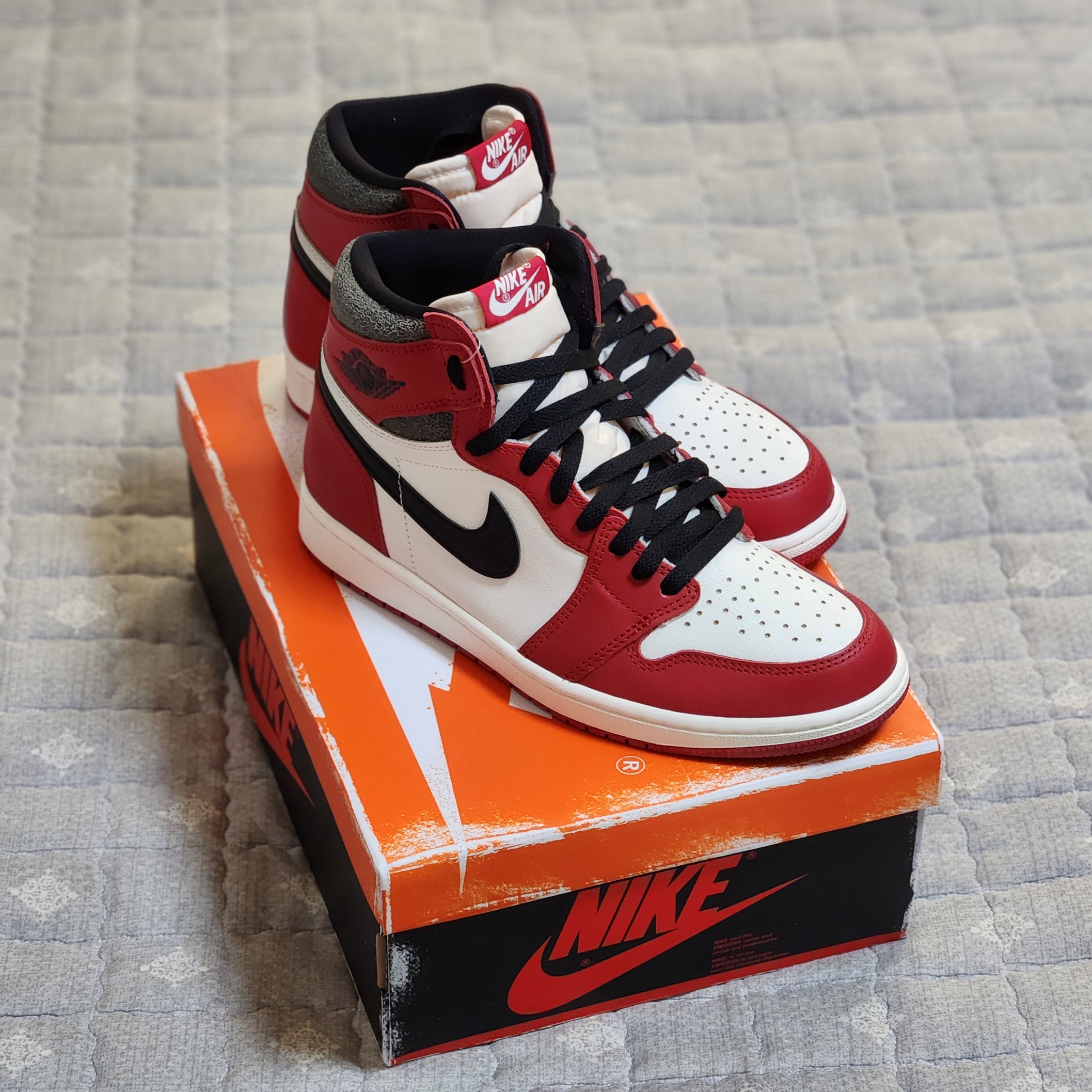 Jordan 1 Retro High OG Chicago 2022 착용 스타일 - 4